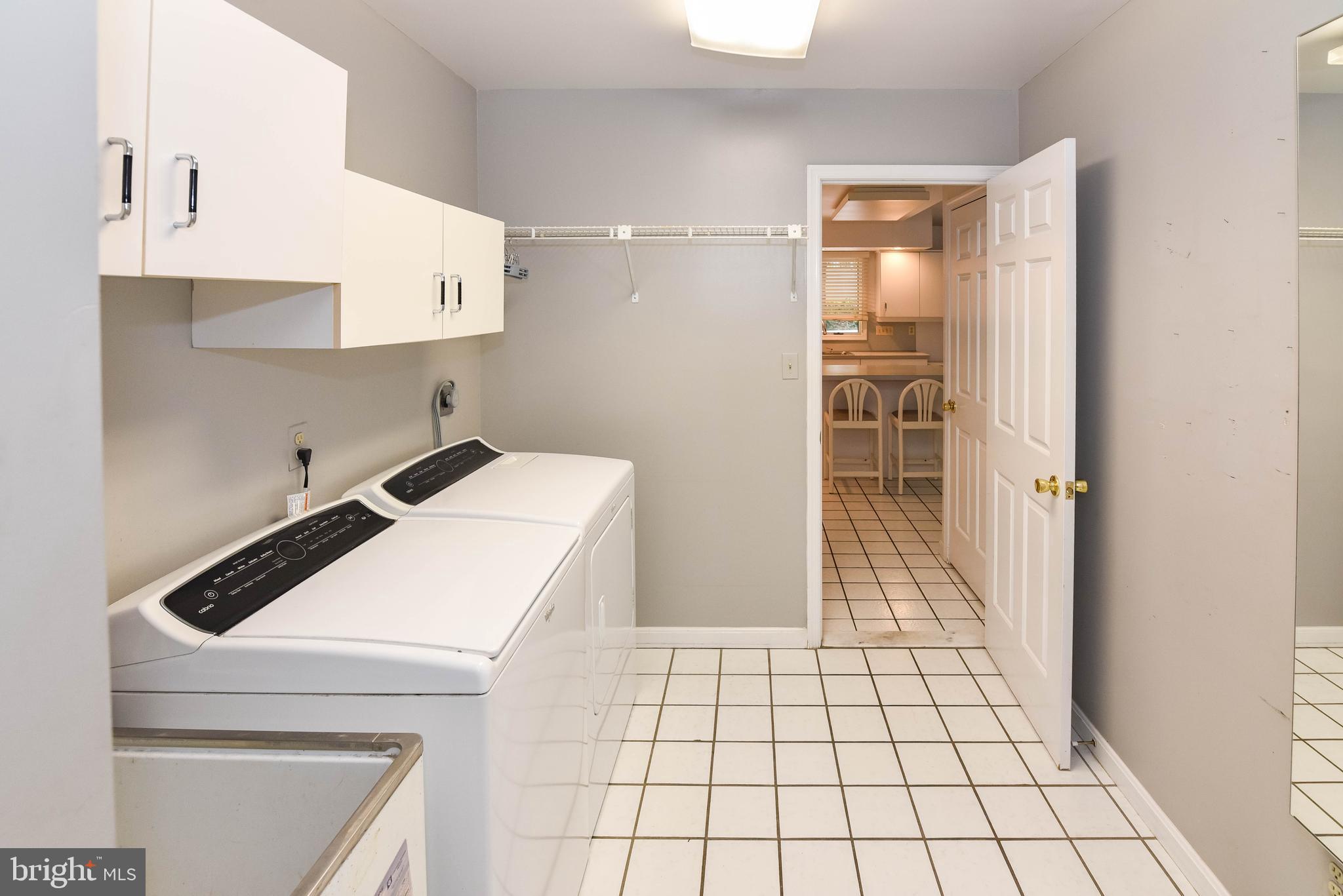 VALLEY GATE - Residential