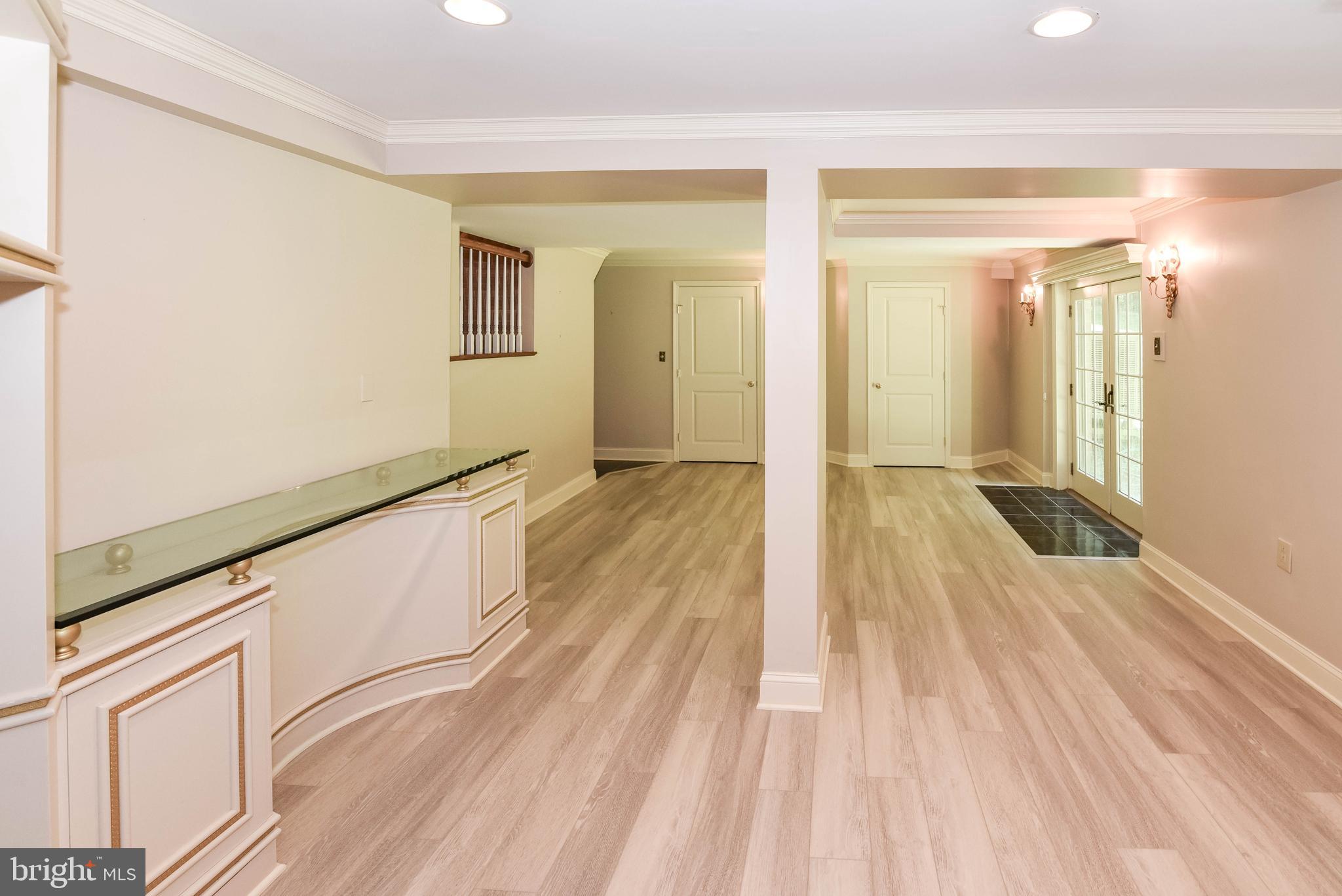 VALLEY GATE - Residential