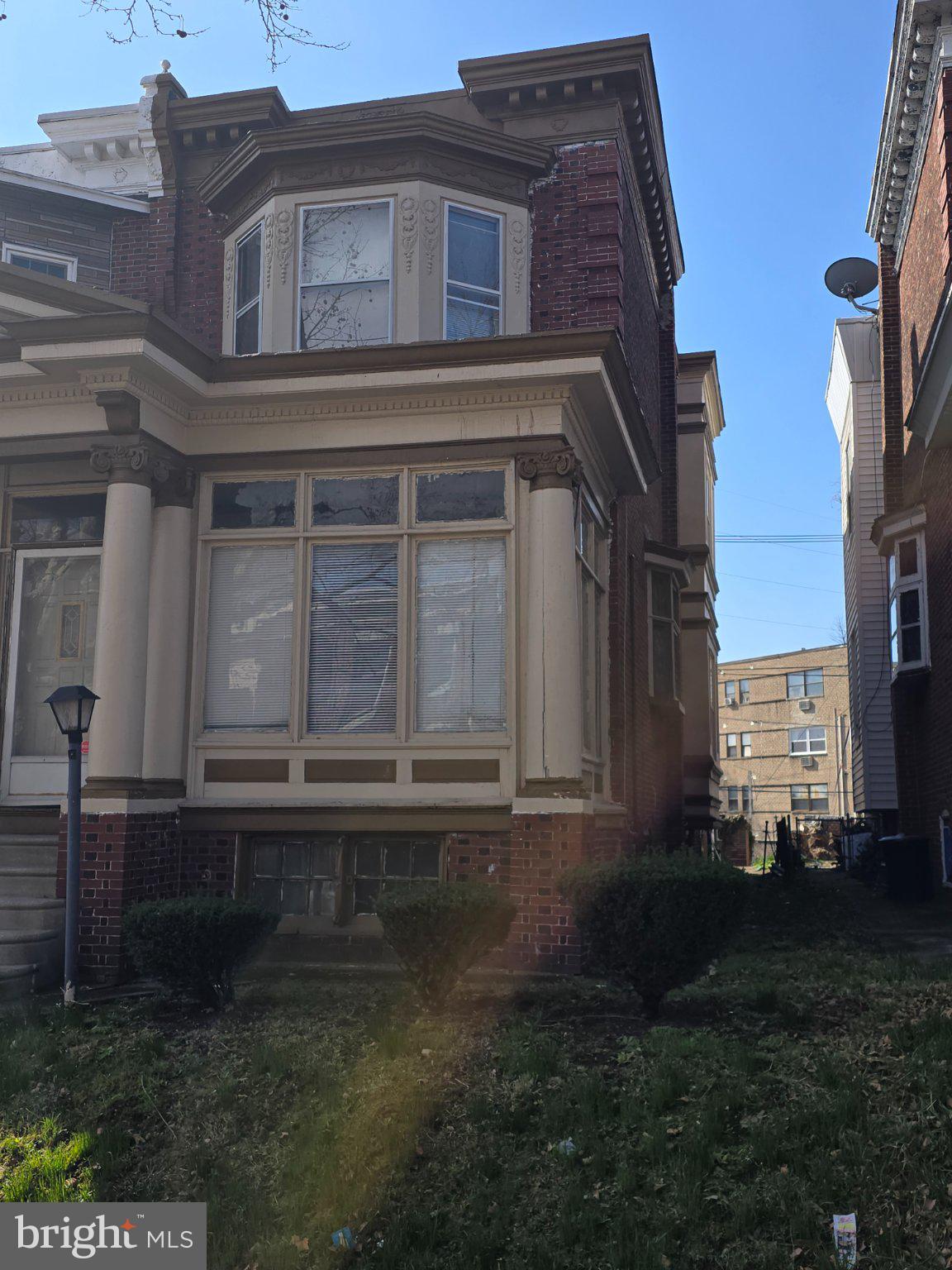 LOGAN - Residential