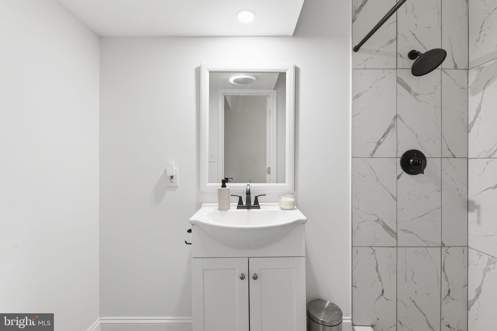 WILLOW HILLS - Residential