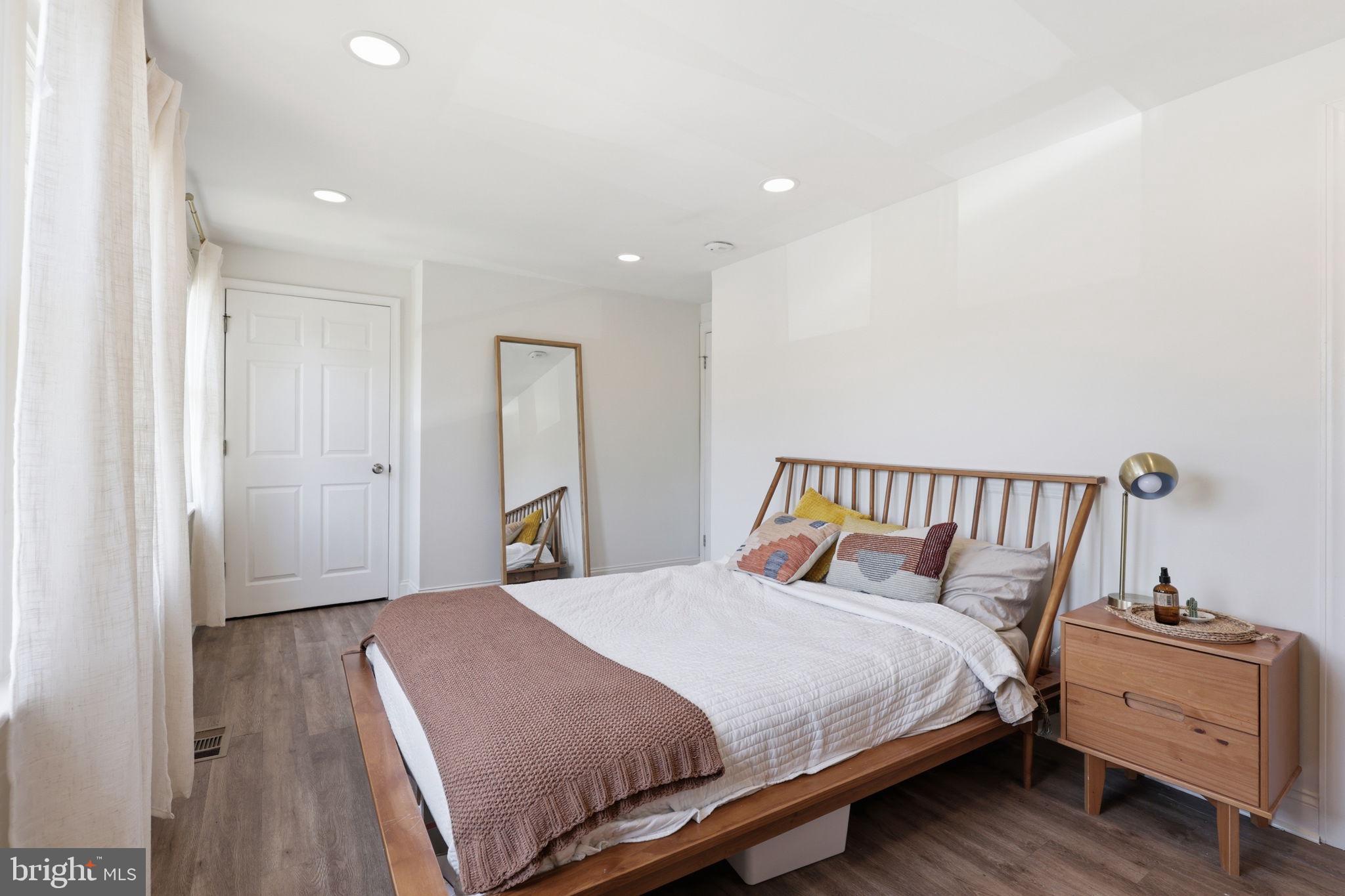 WILLOW HILLS - Residential