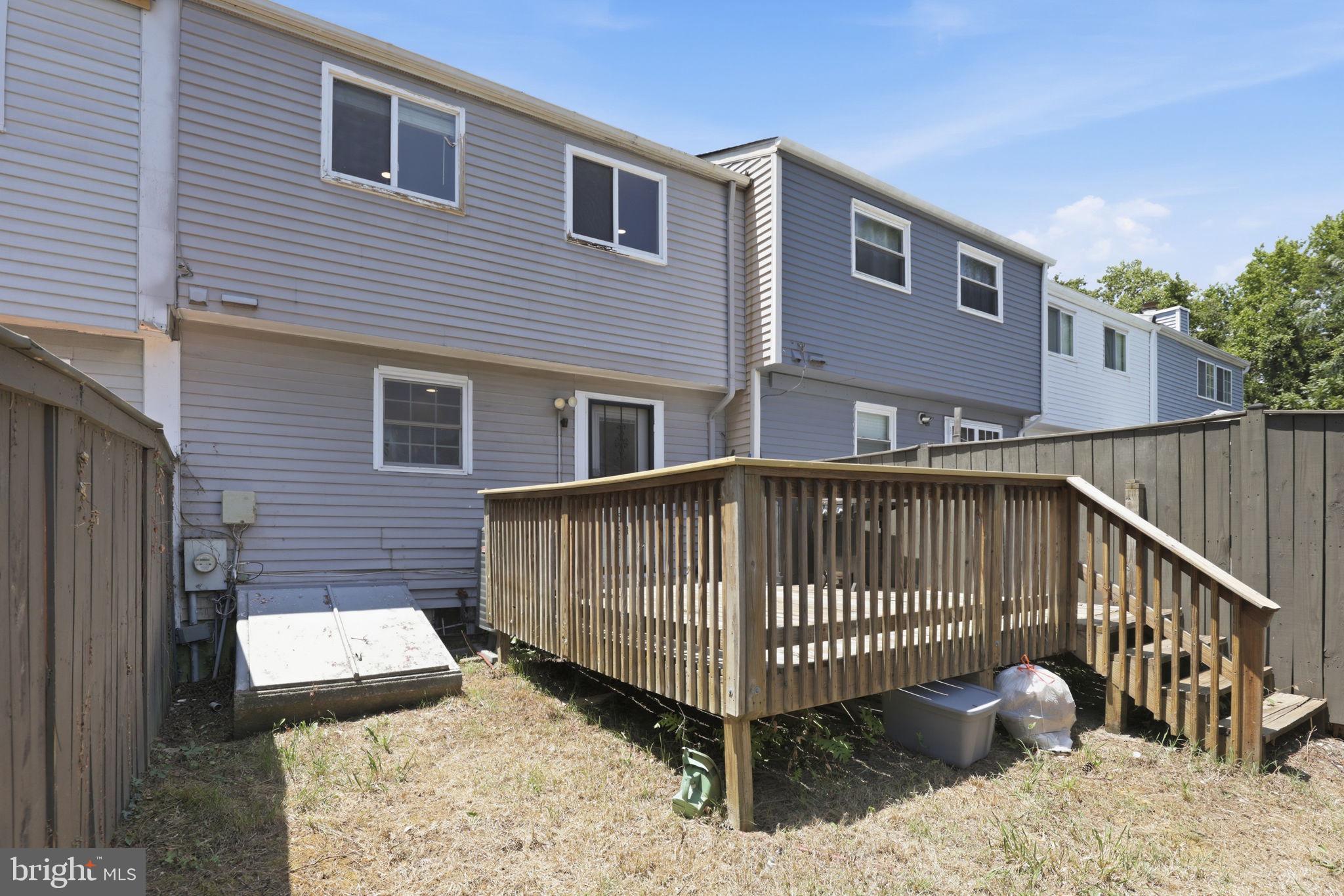 WILLOW HILLS - Residential