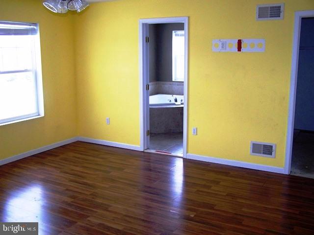 CASTLETON - Residential