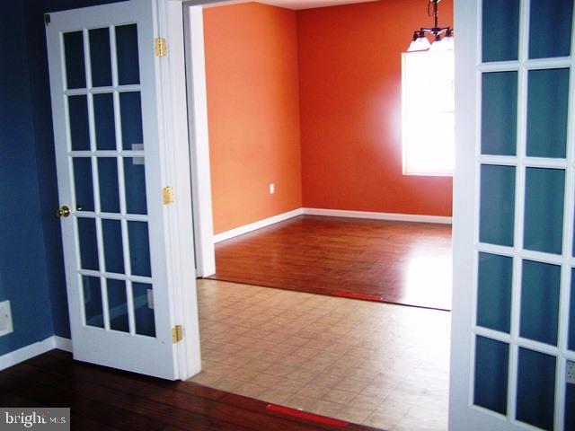 CASTLETON - Residential