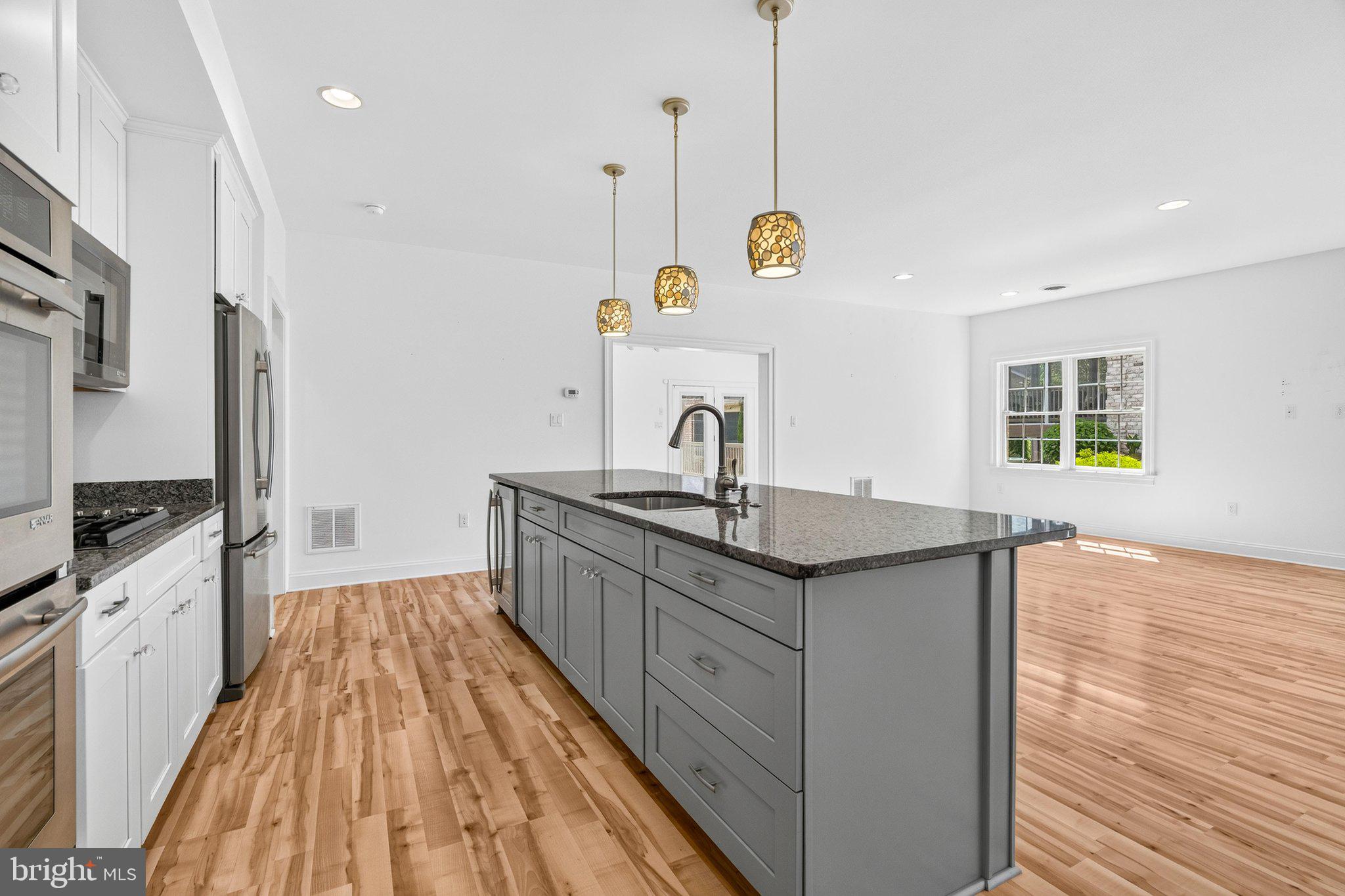 HAGERSTOWN - Residential