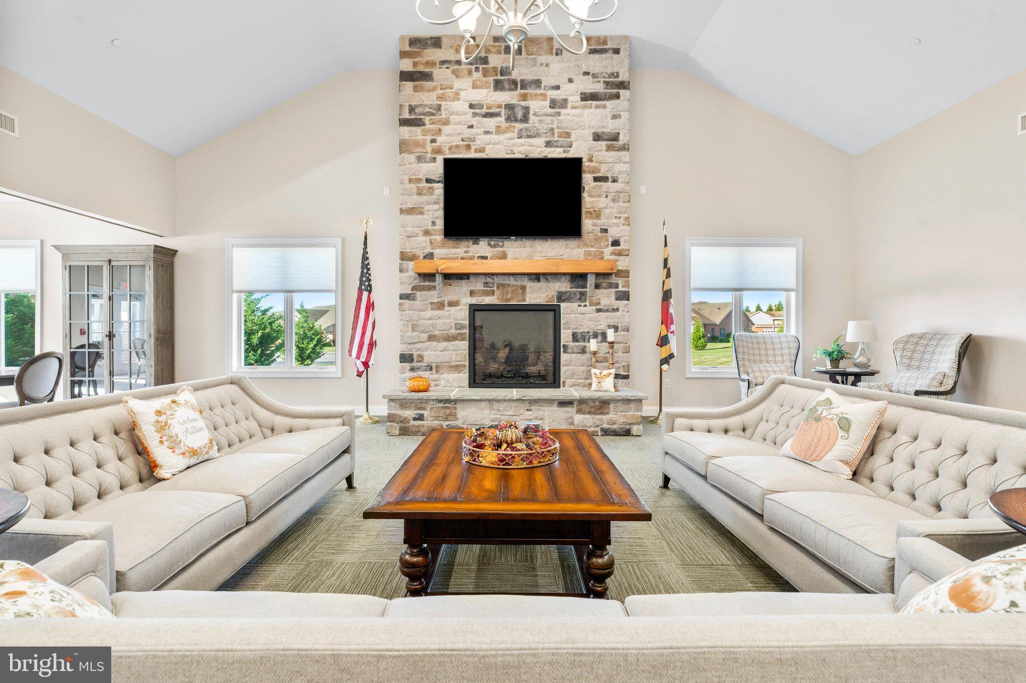 HAGERSTOWN - Residential