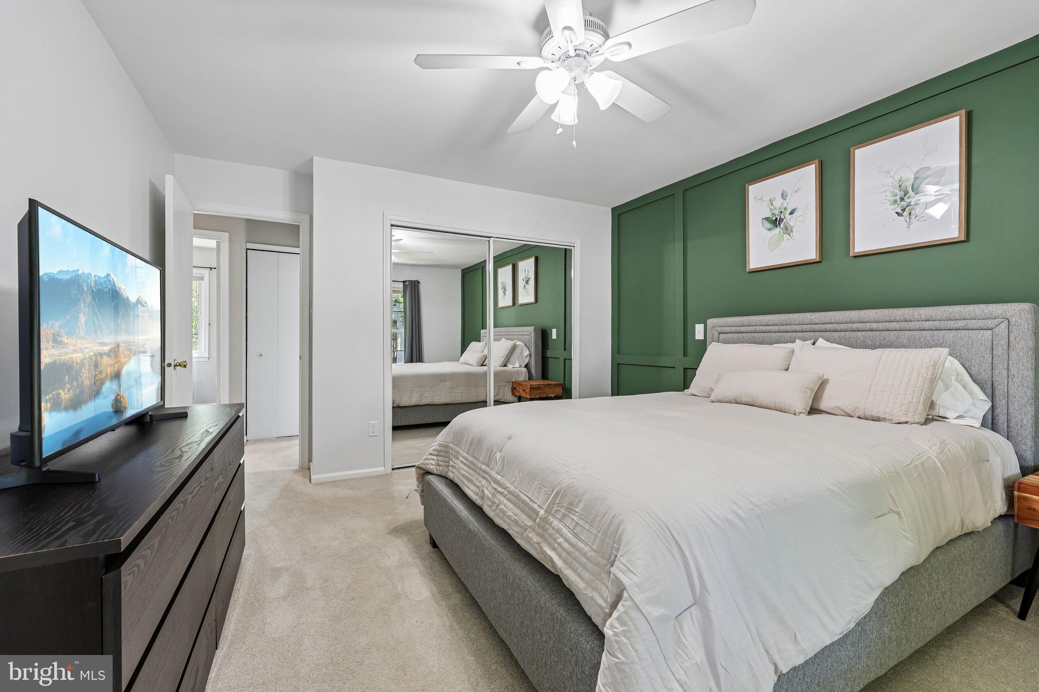 DUNN LORING VILLAGE - Residential