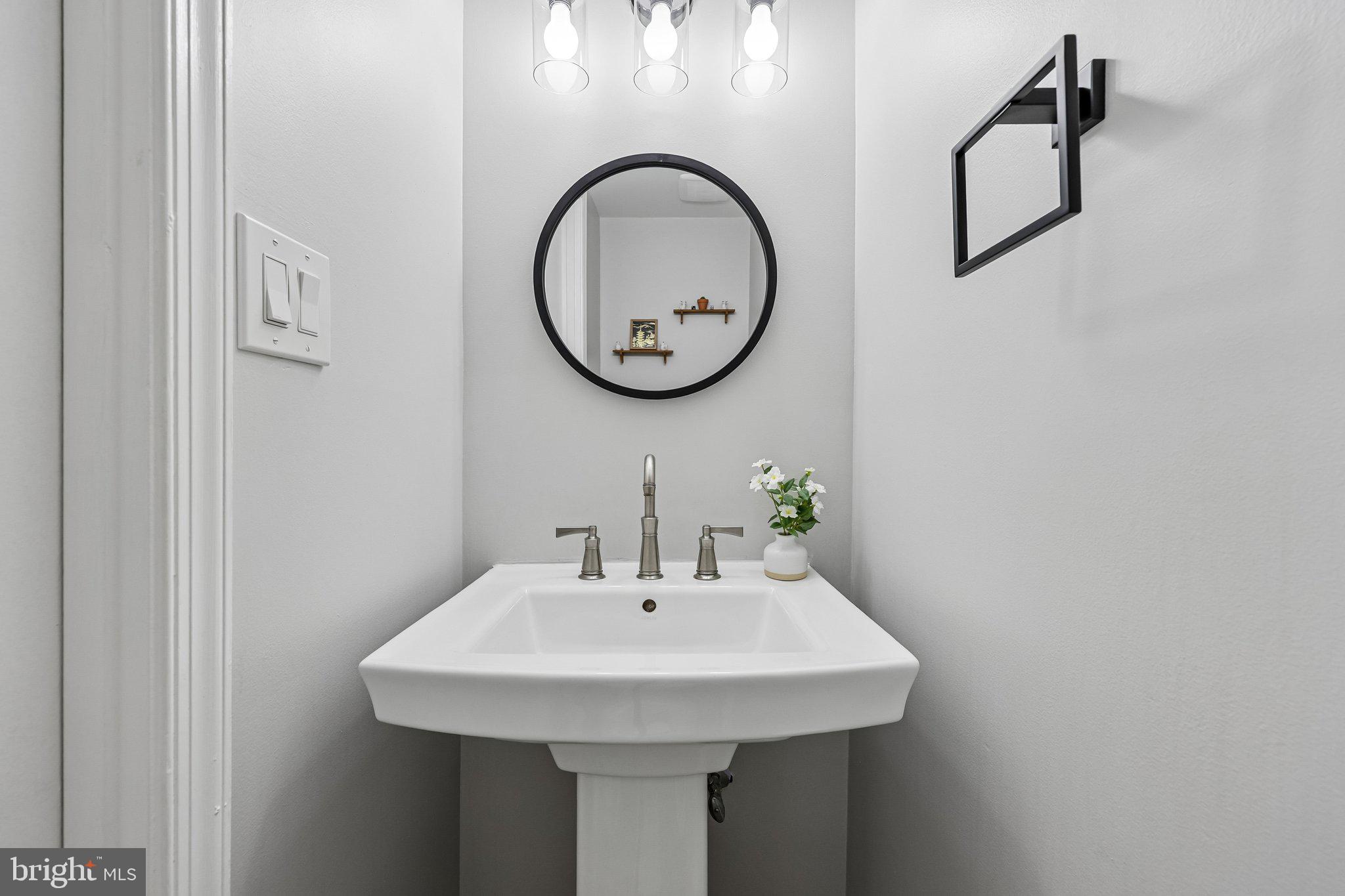 DUNN LORING VILLAGE - Residential