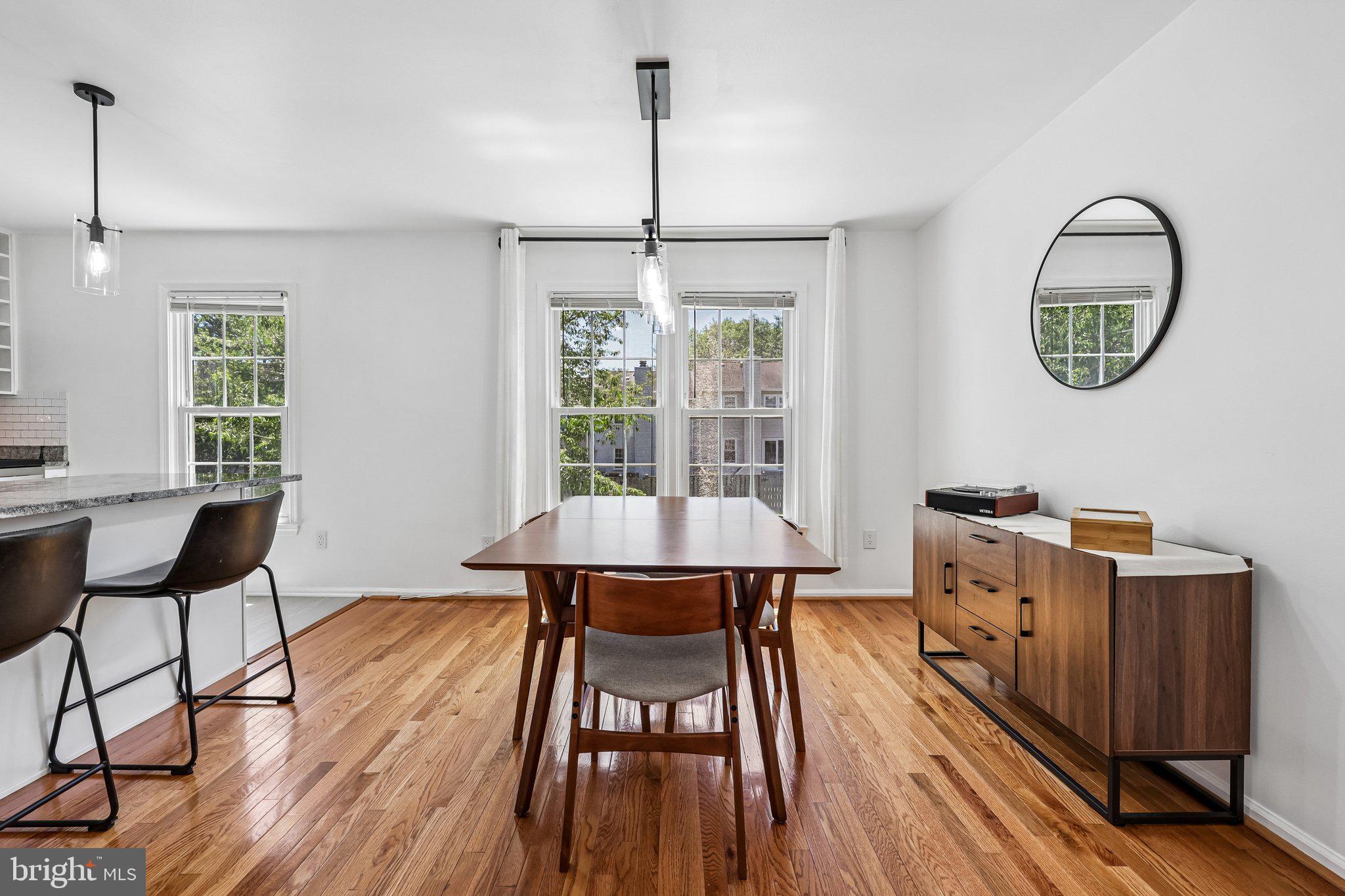 DUNN LORING VILLAGE - Residential