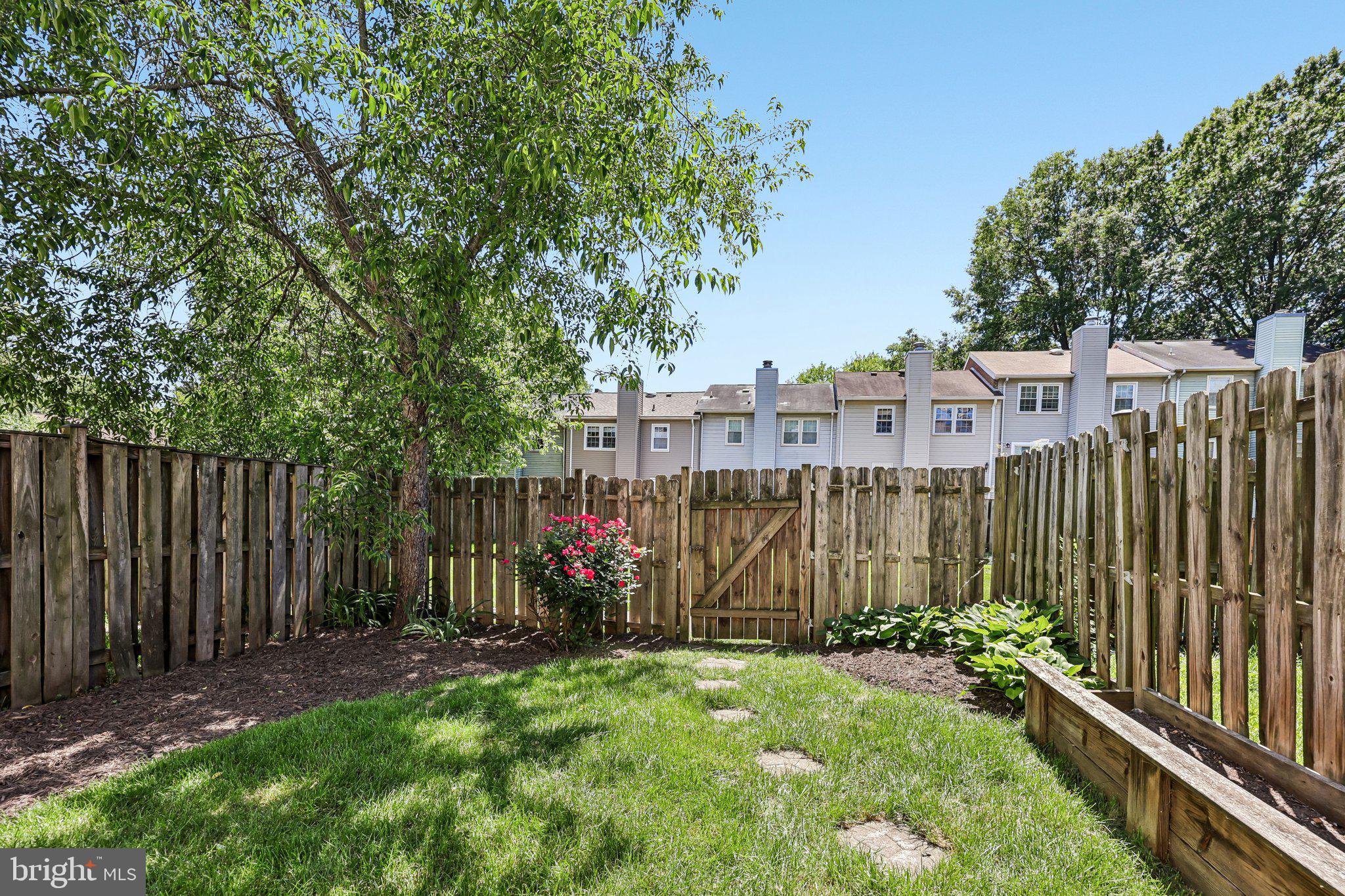 DUNN LORING VILLAGE - Residential