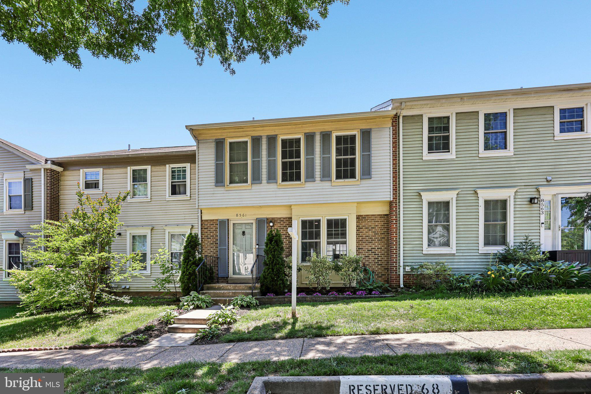 DUNN LORING VILLAGE - Residential