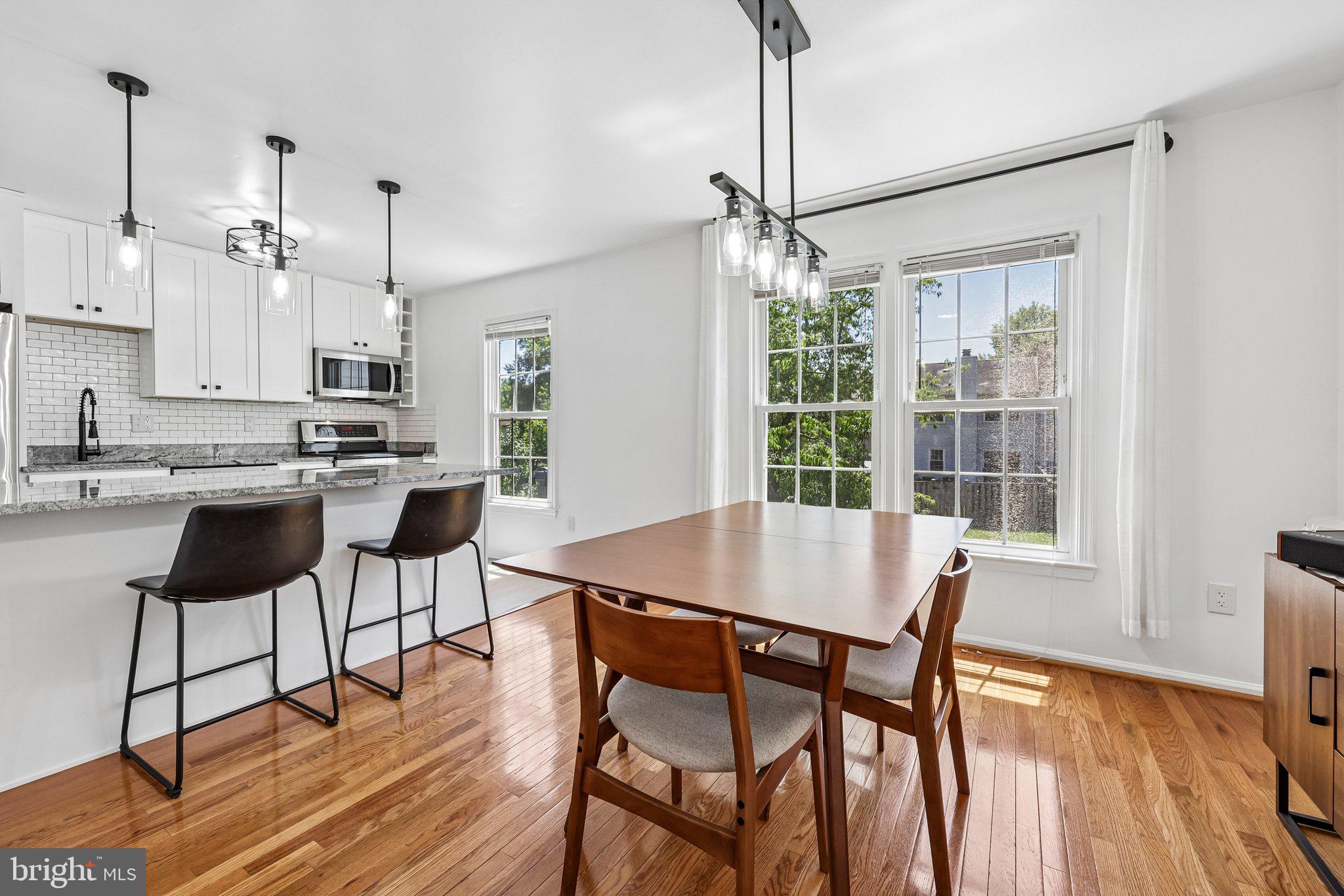 DUNN LORING VILLAGE - Residential