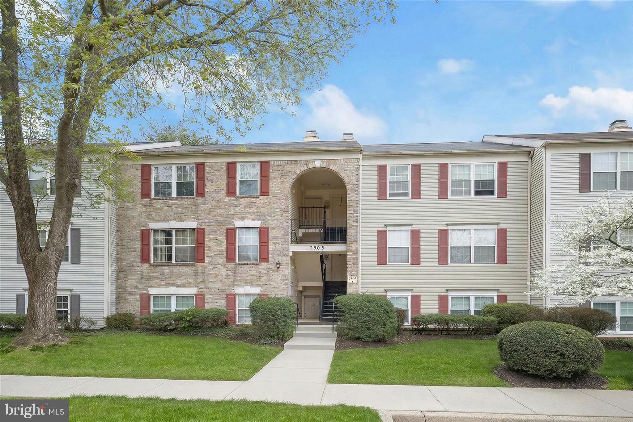 LONGMEAD CROSSING - Residential