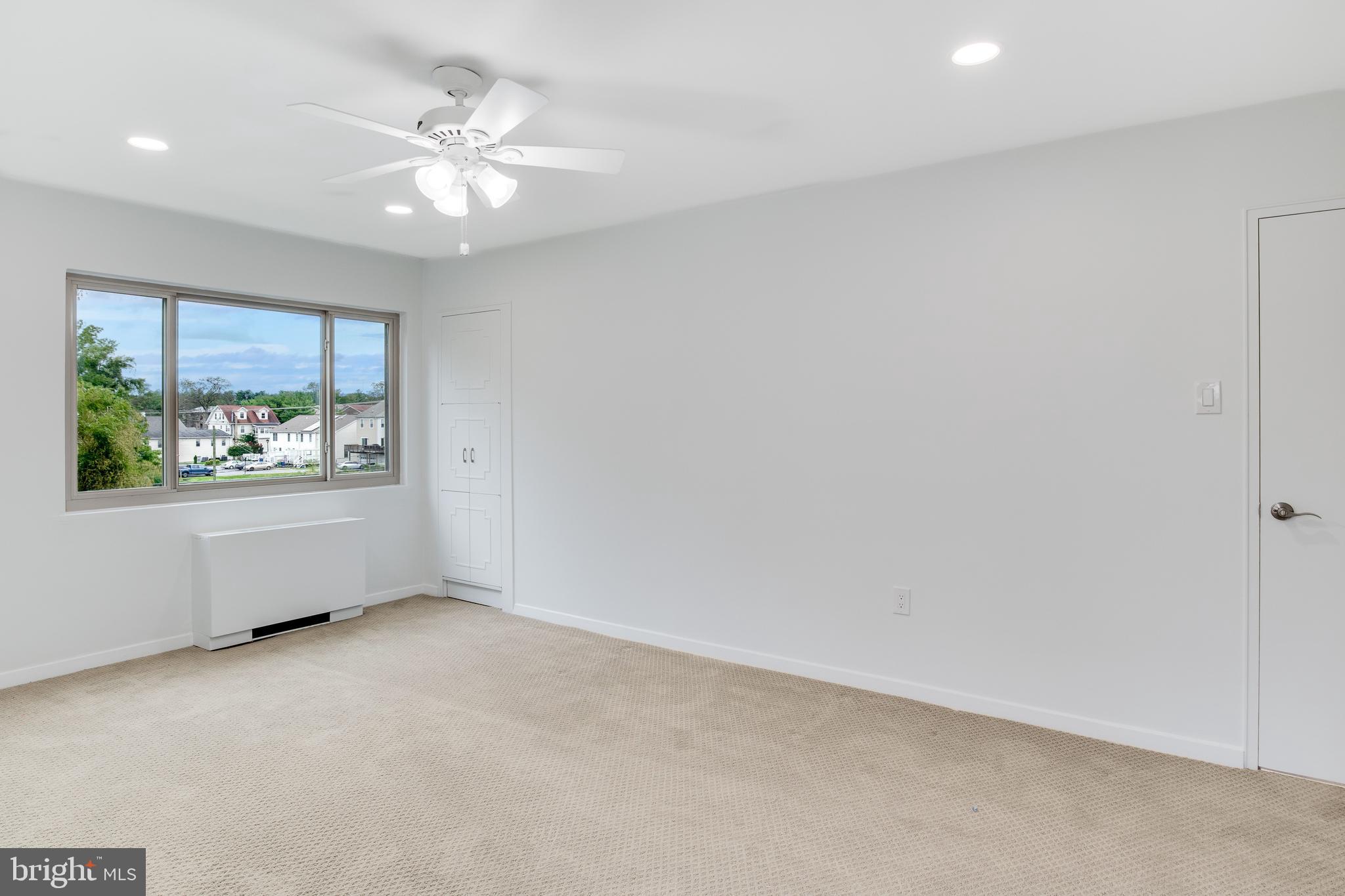SEVEN MILE - Residential