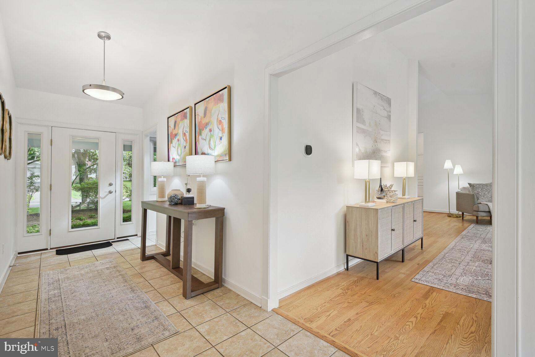 CARDEROCK SPRINGS - Residential