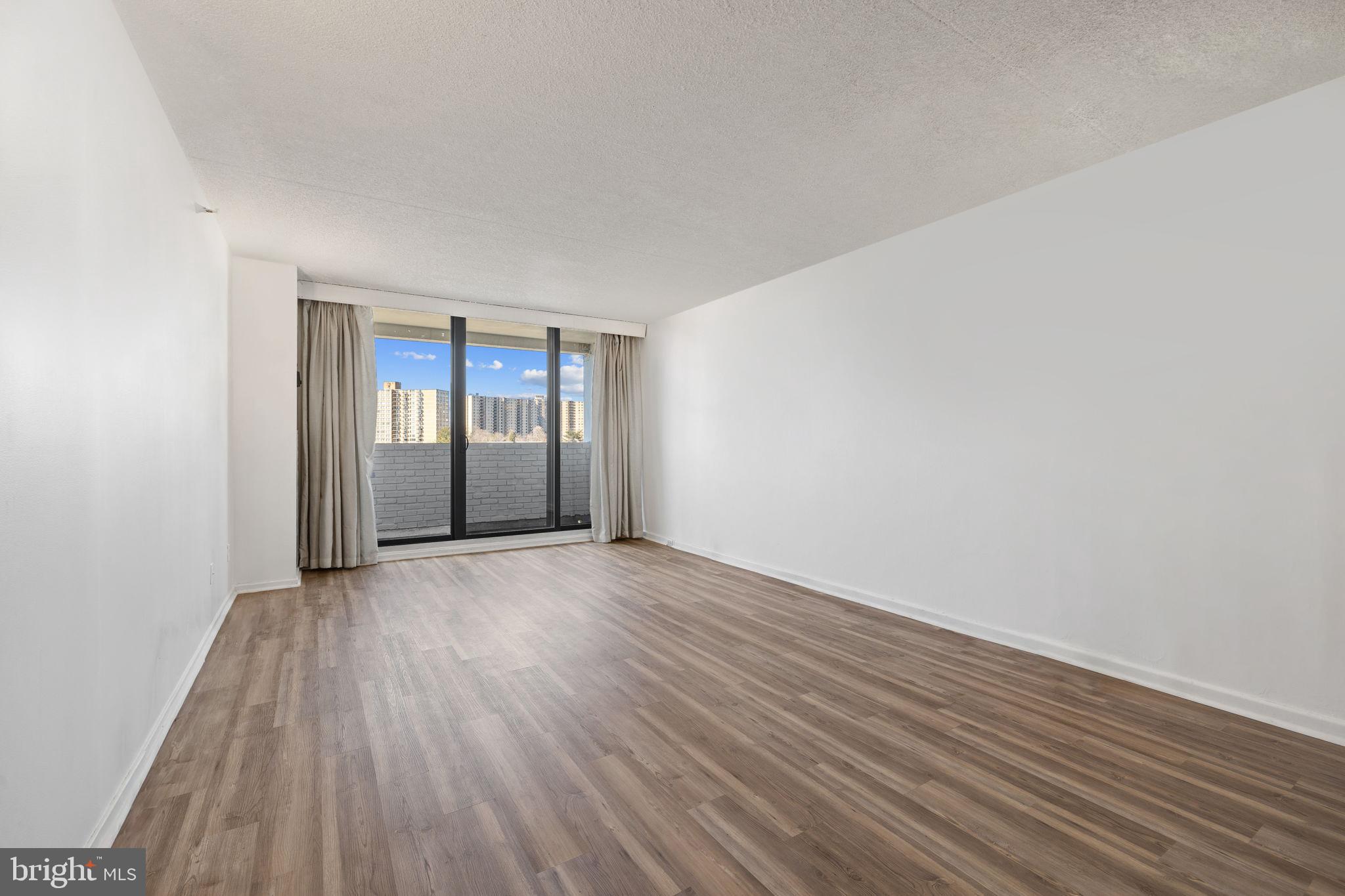 HIGHPOINTE - Residential