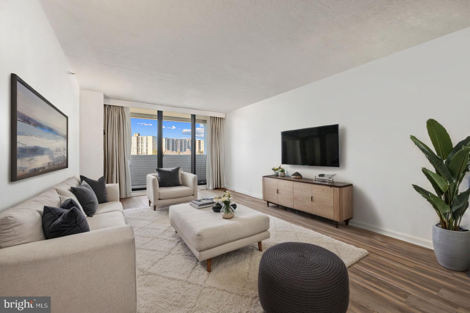 HIGHPOINTE - Residential