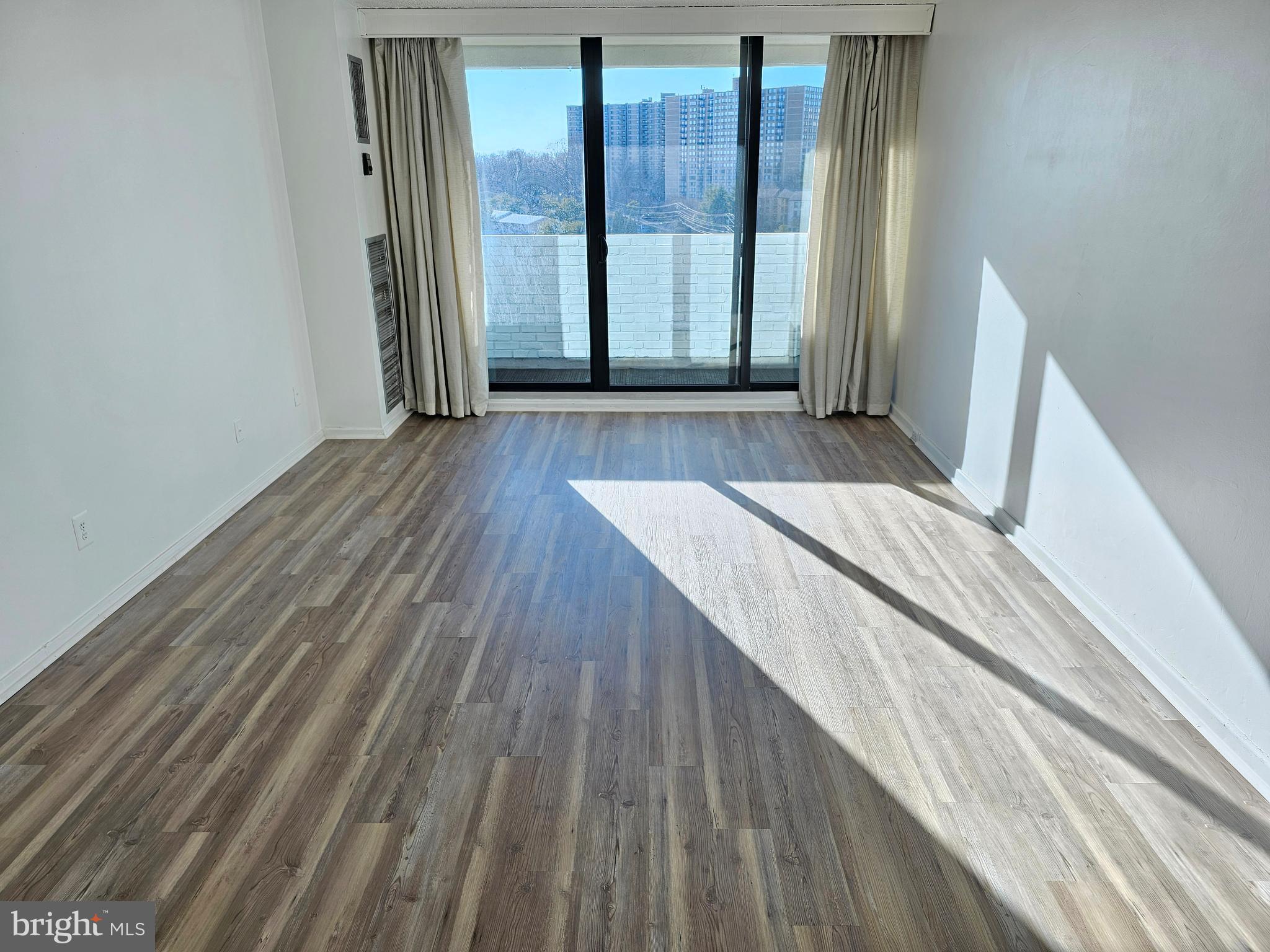 HIGHPOINTE - Residential