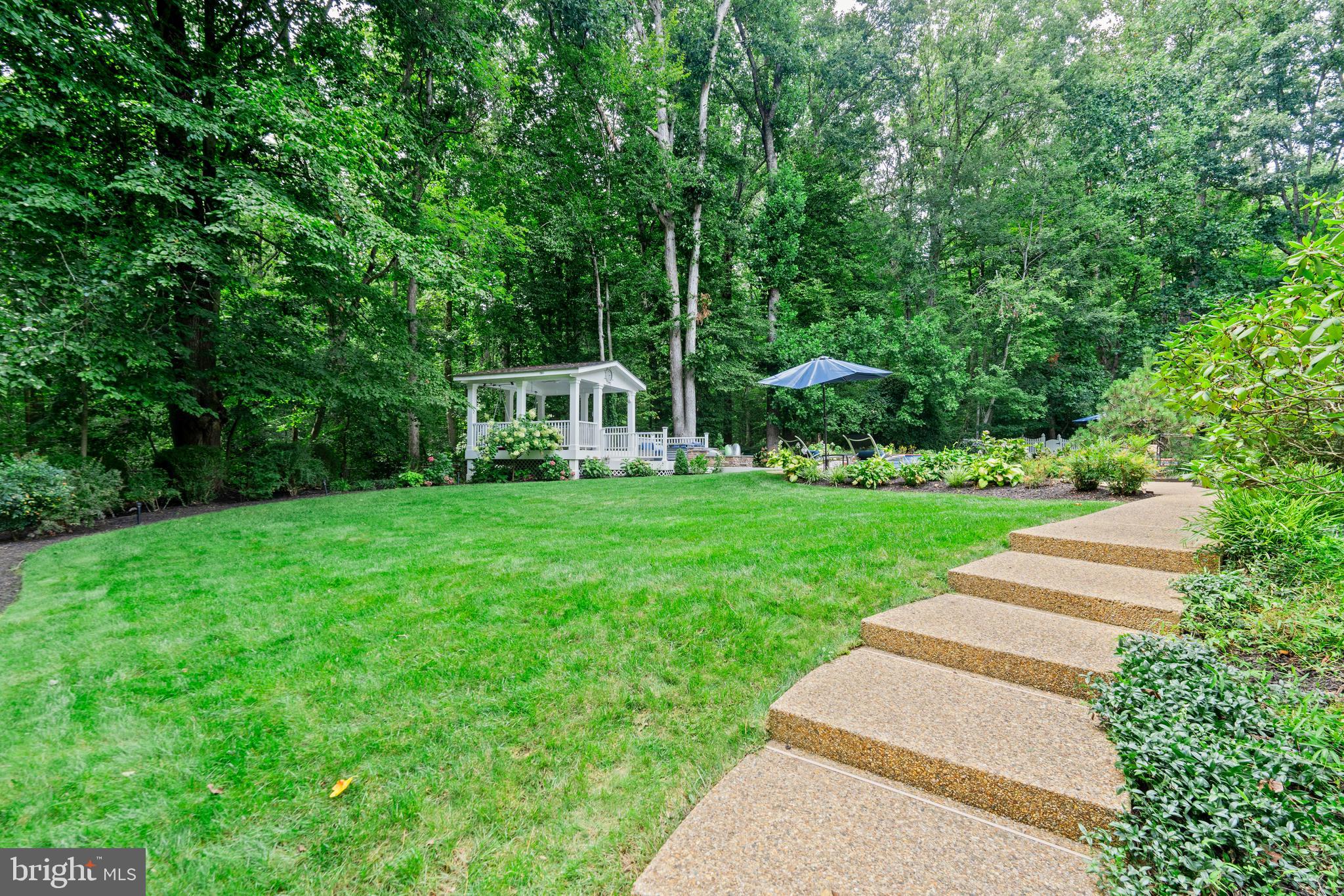 HAMPTON ACRES - Residential