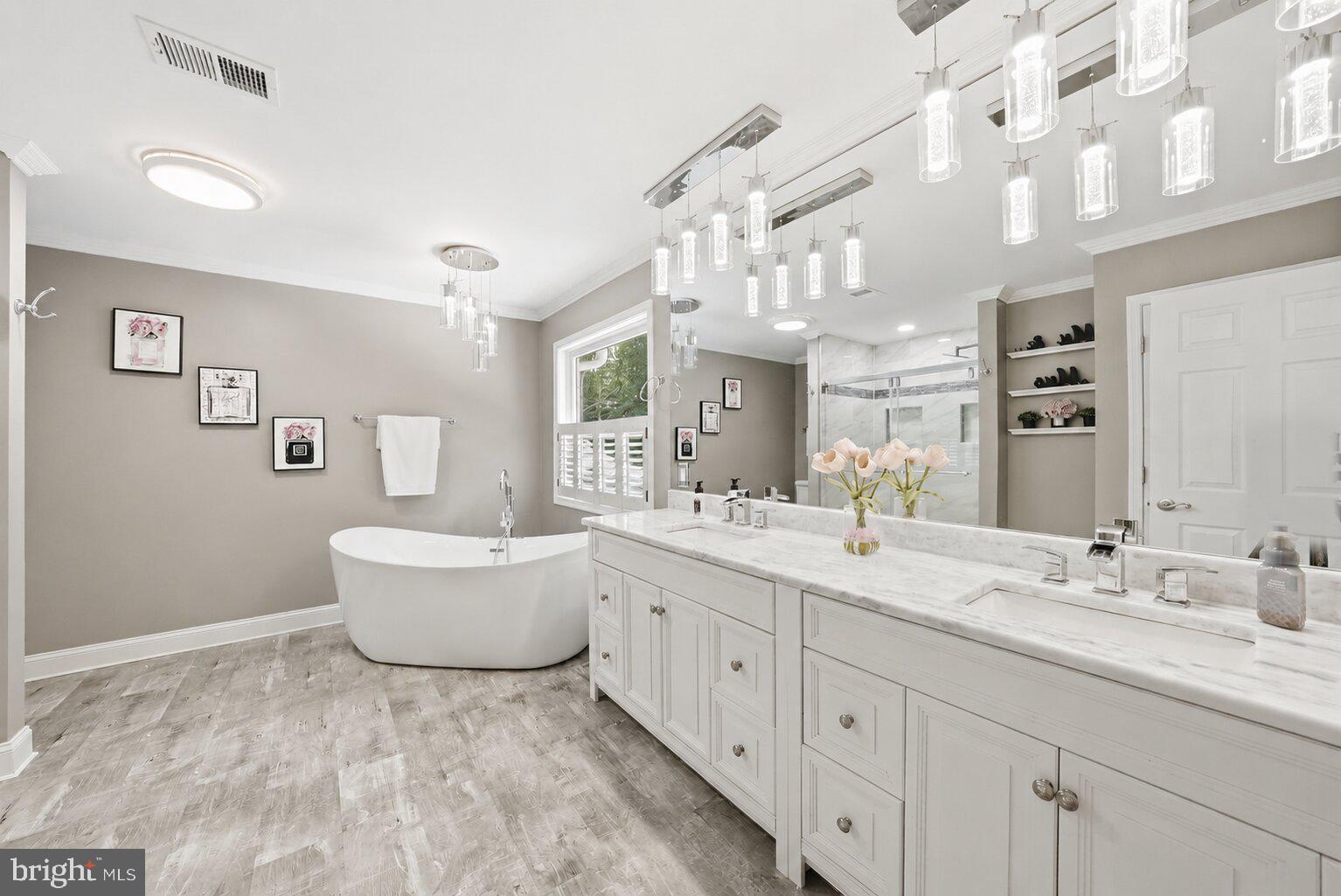 HAMPTON ACRES - Residential