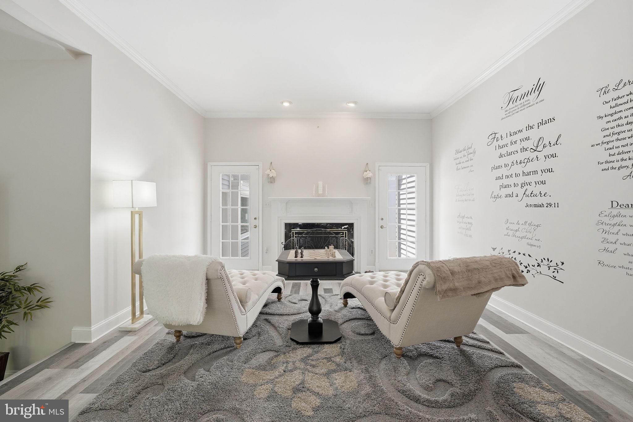 HAMPTON ACRES - Residential