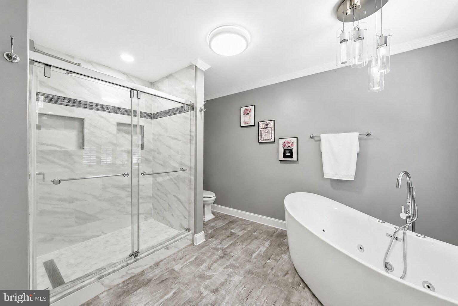 HAMPTON ACRES - Residential