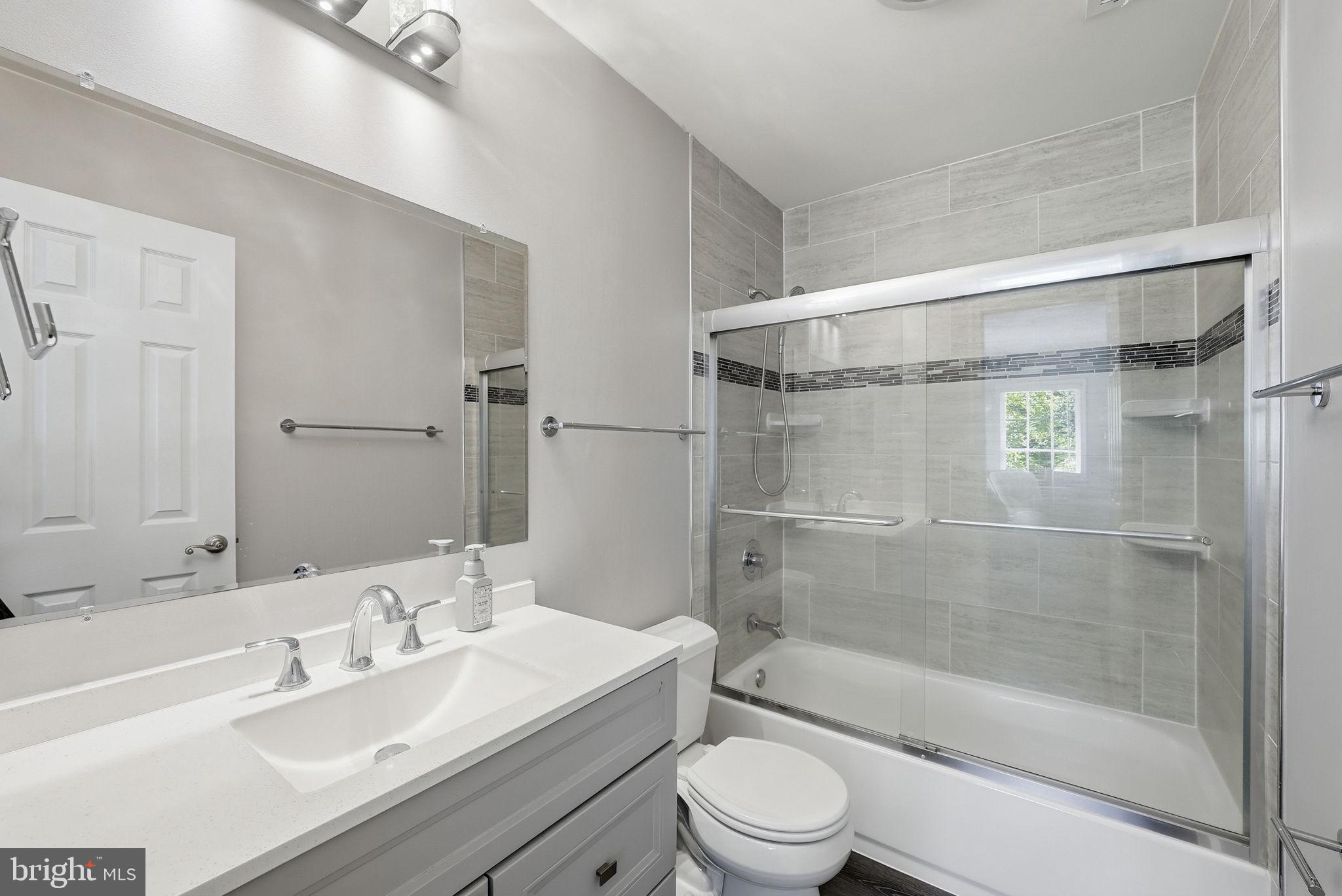 HAMPTON ACRES - Residential