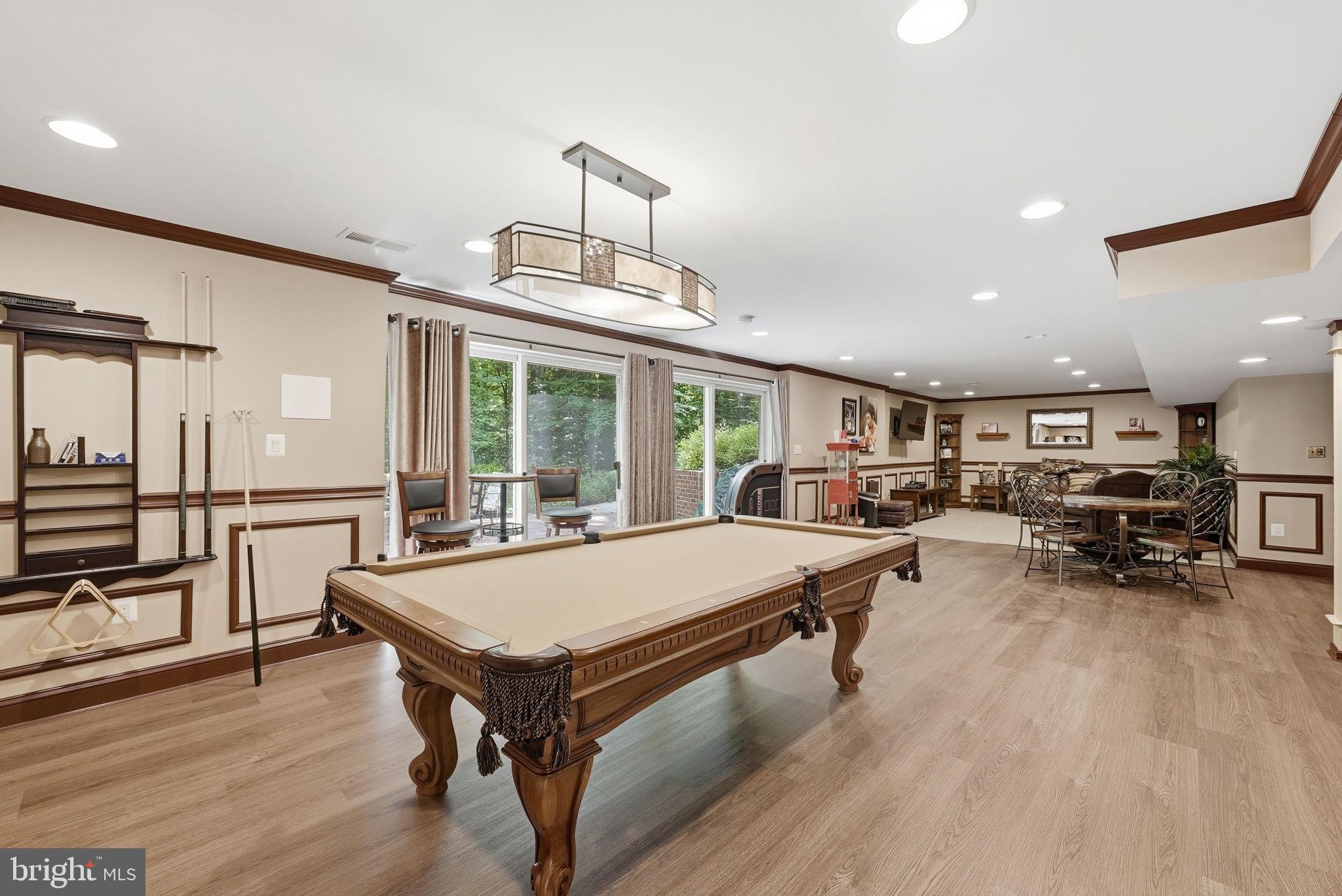 HAMPTON ACRES - Residential