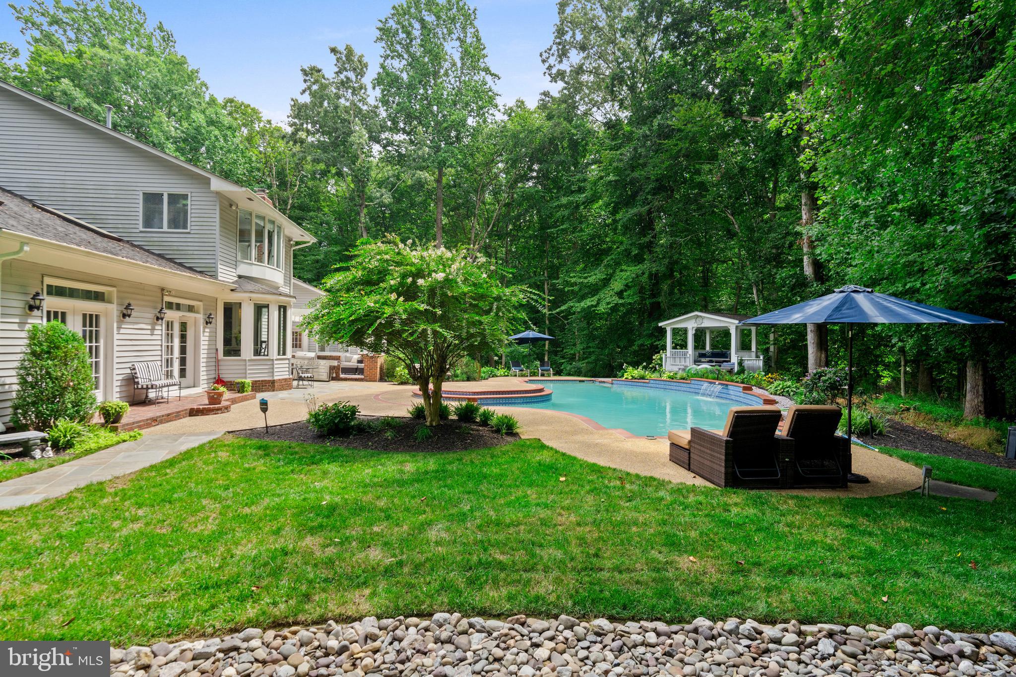 HAMPTON ACRES - Residential