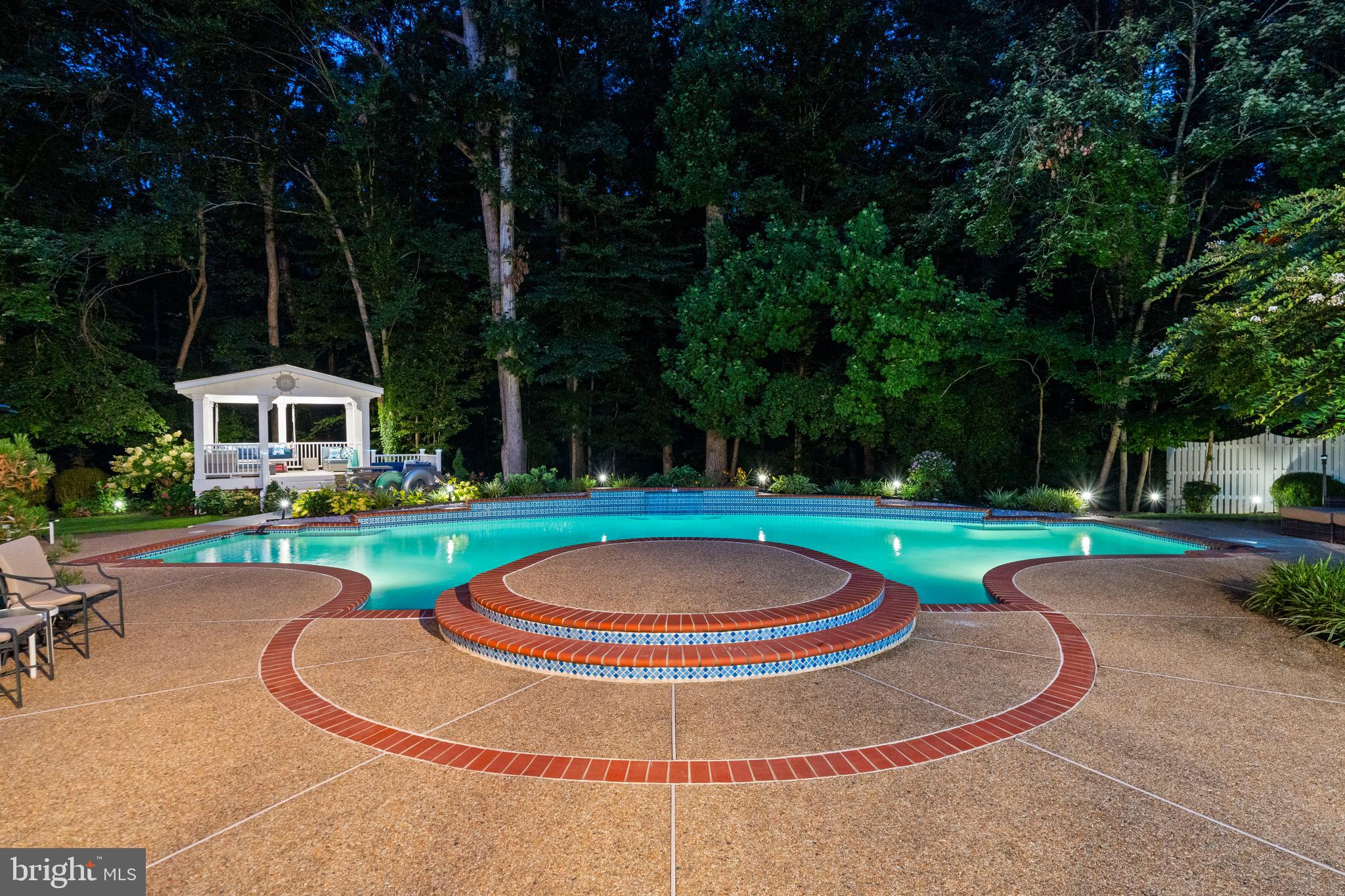 HAMPTON ACRES - Residential