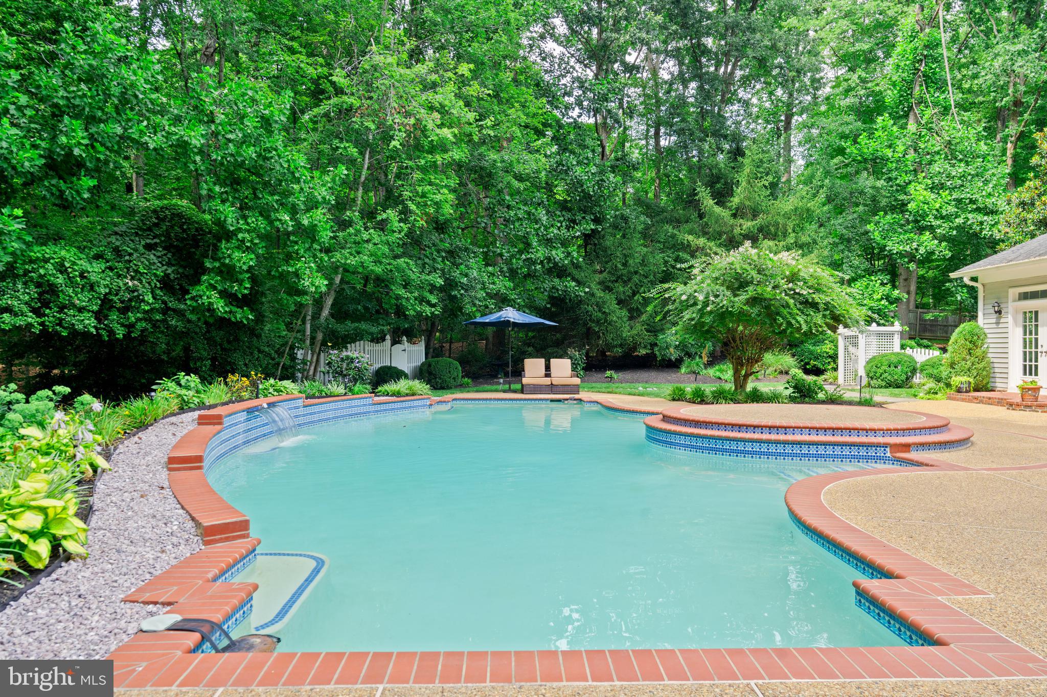 HAMPTON ACRES - Residential