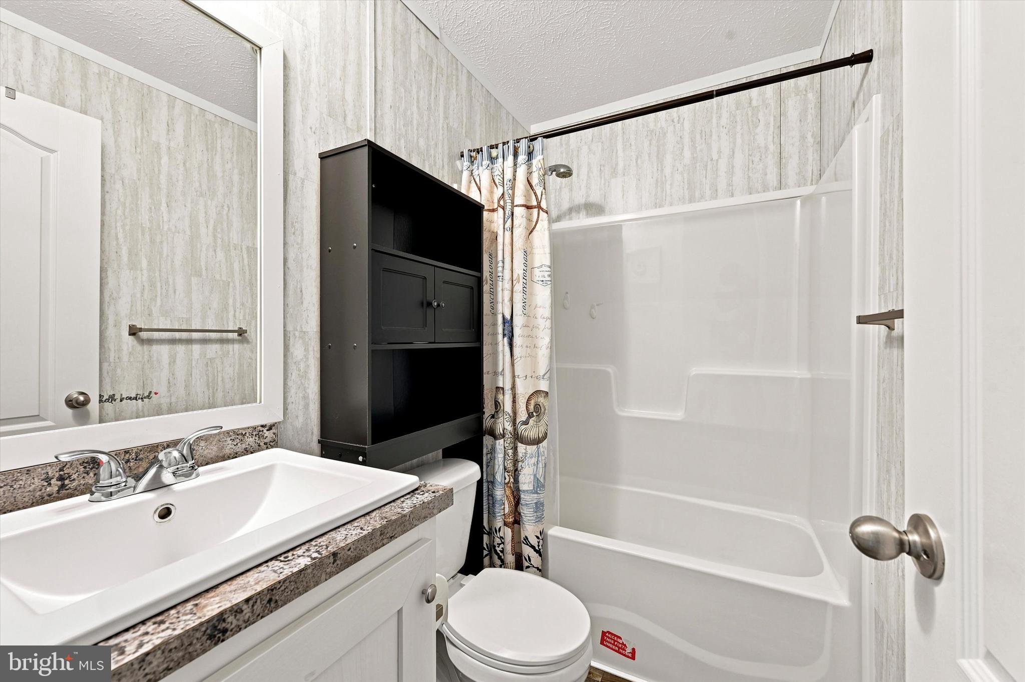 HIDDEN VALLEY ESTATES - Residential