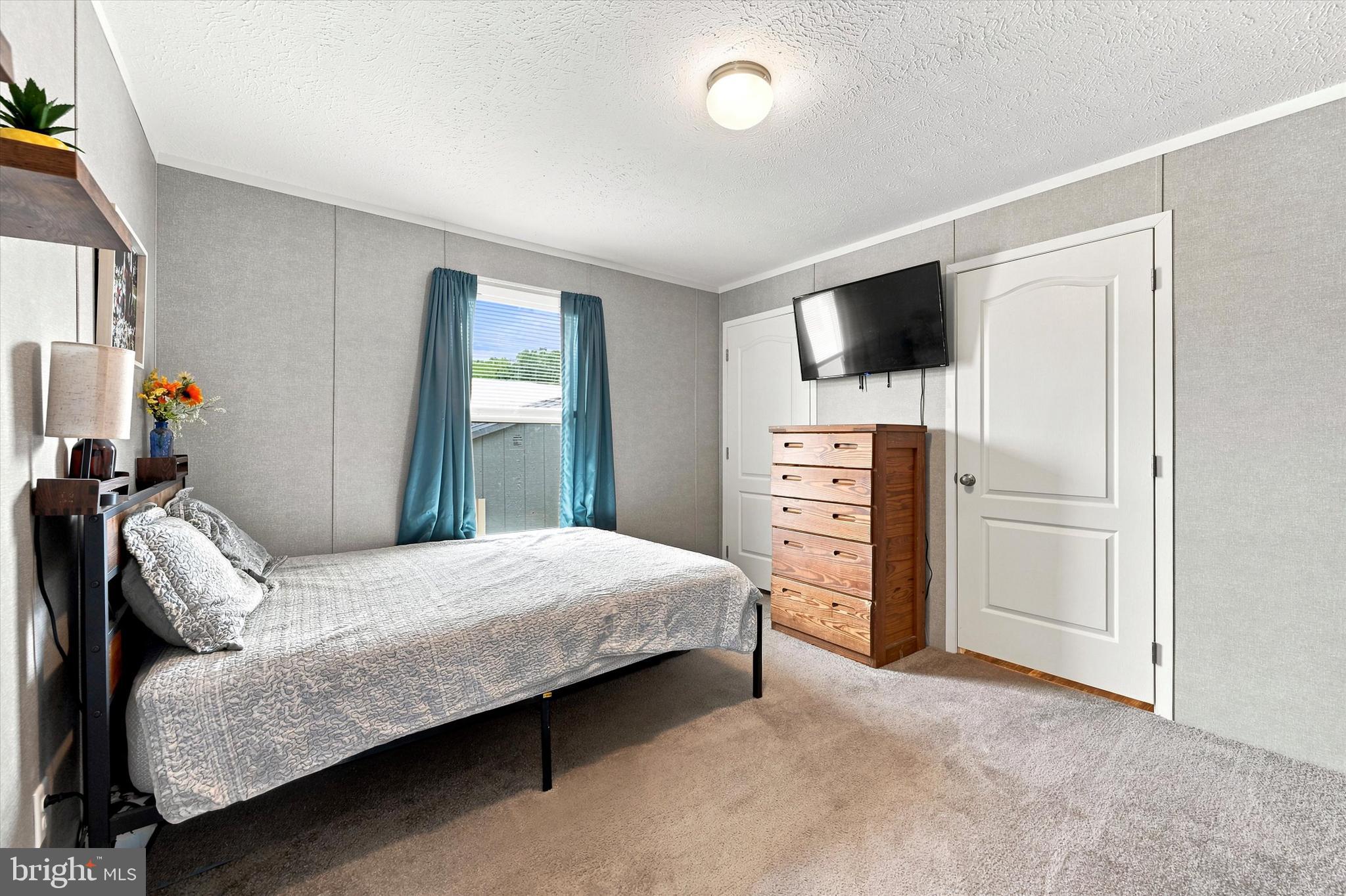 HIDDEN VALLEY ESTATES - Residential
