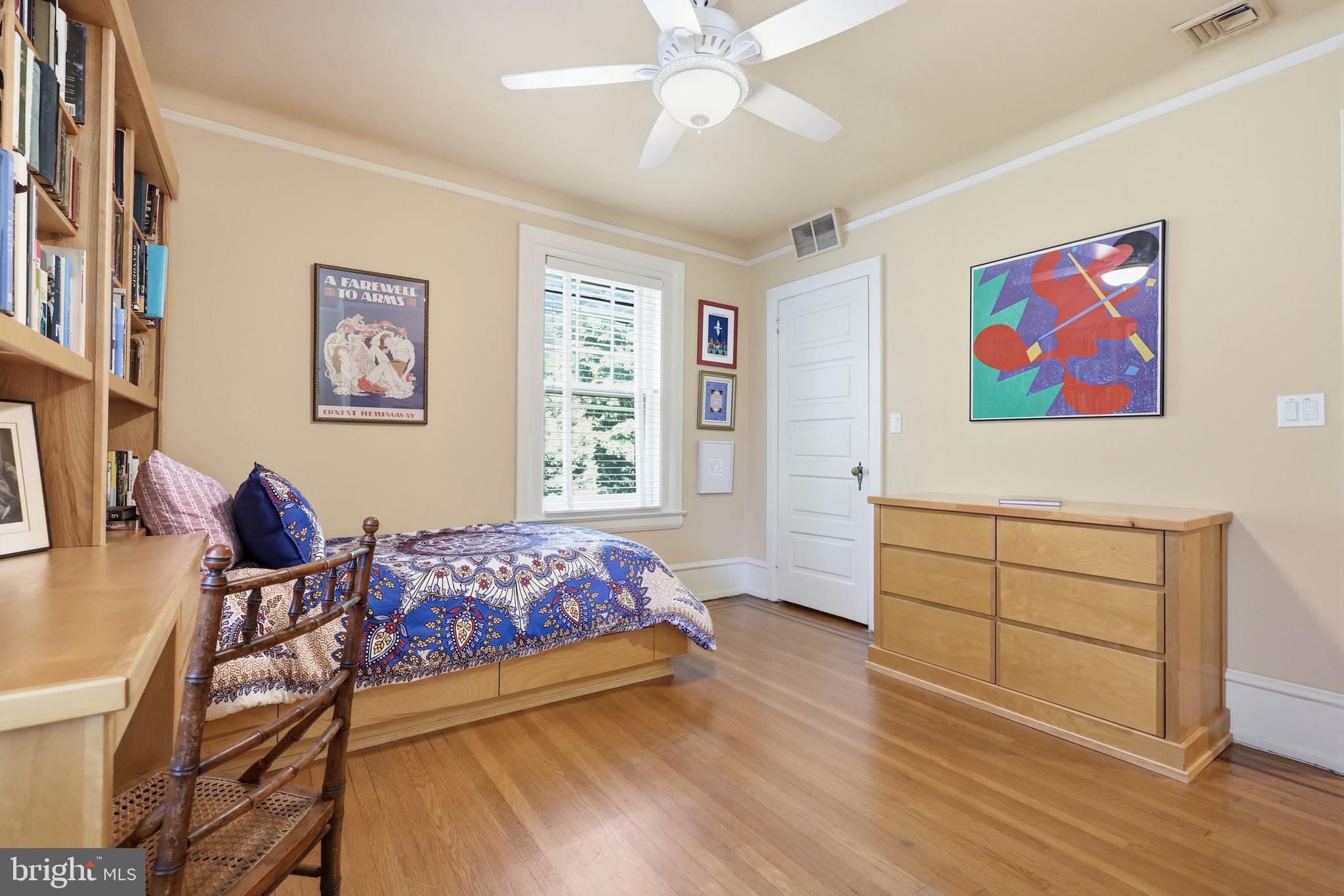 ELKINS PARK - Residential