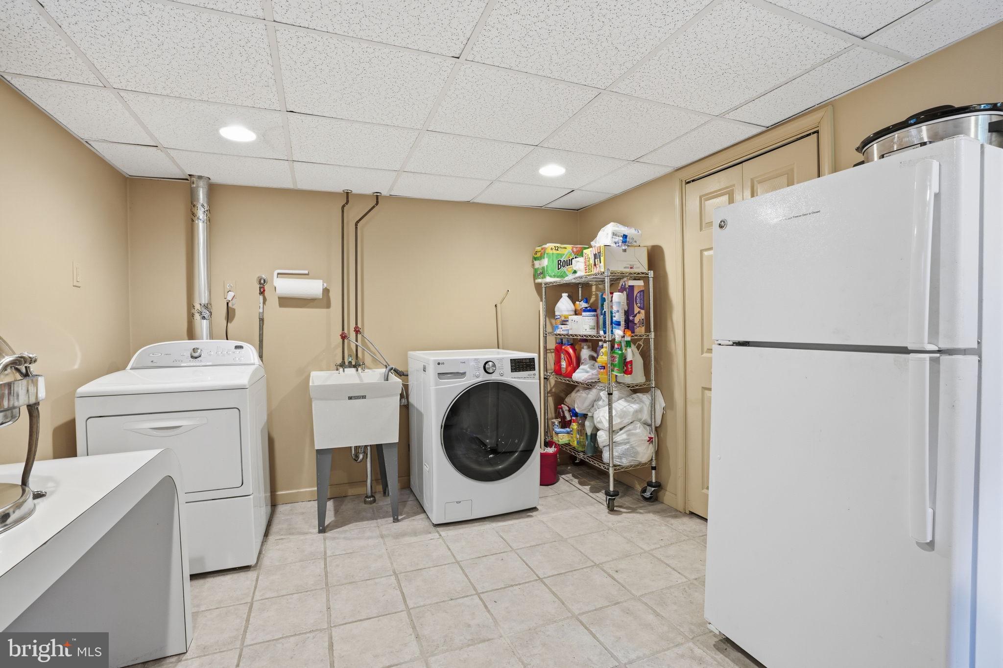ELKINS PARK - Residential