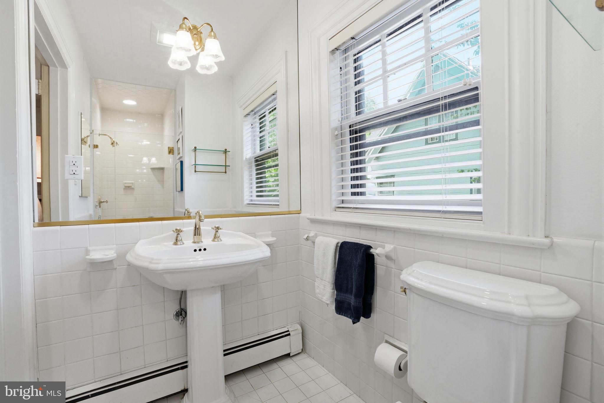 ELKINS PARK - Residential