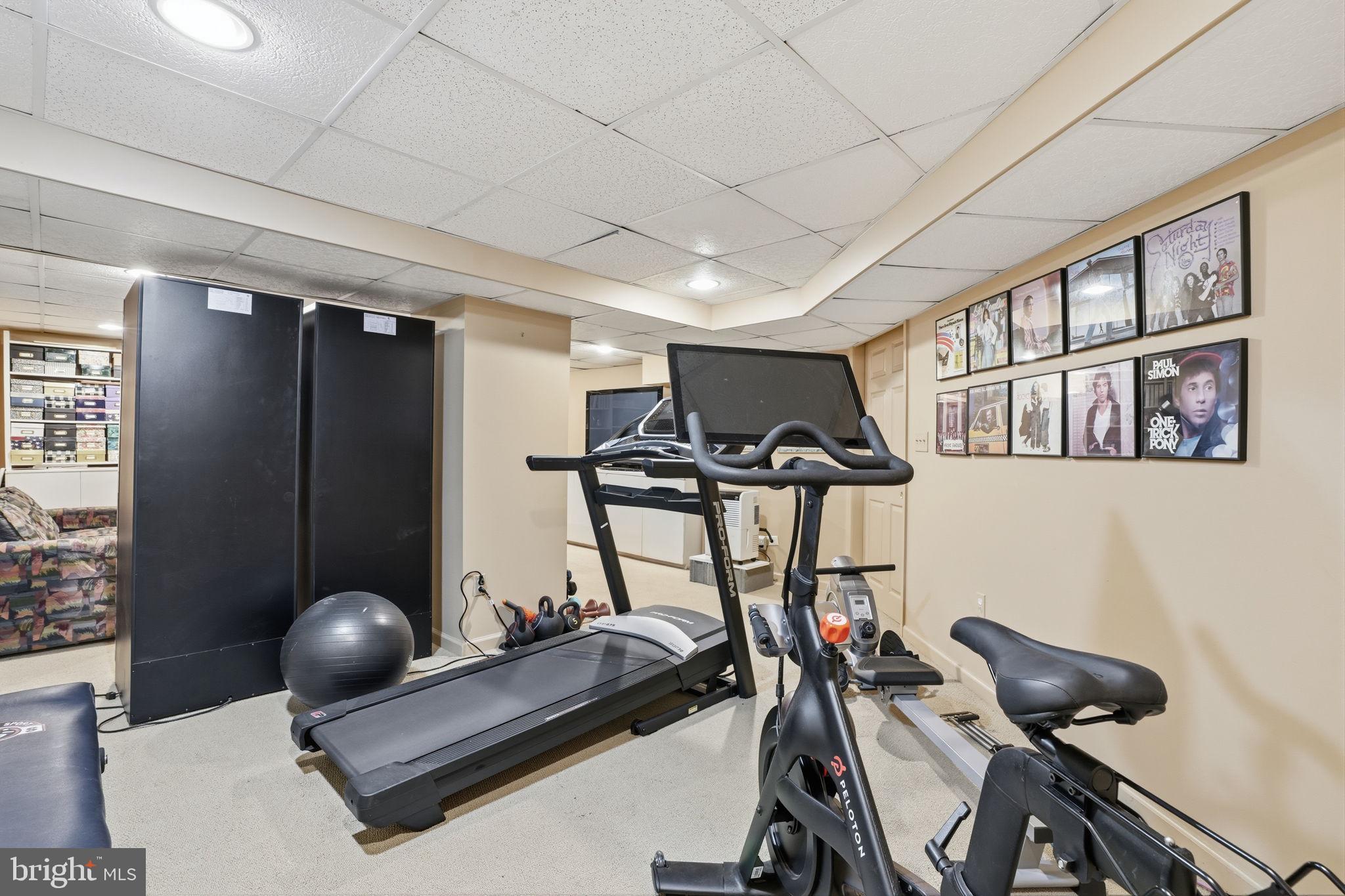 ELKINS PARK - Residential