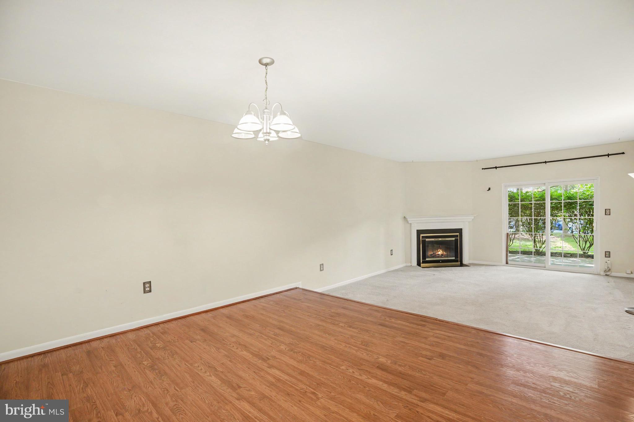 VALLEY STREAM - Residential