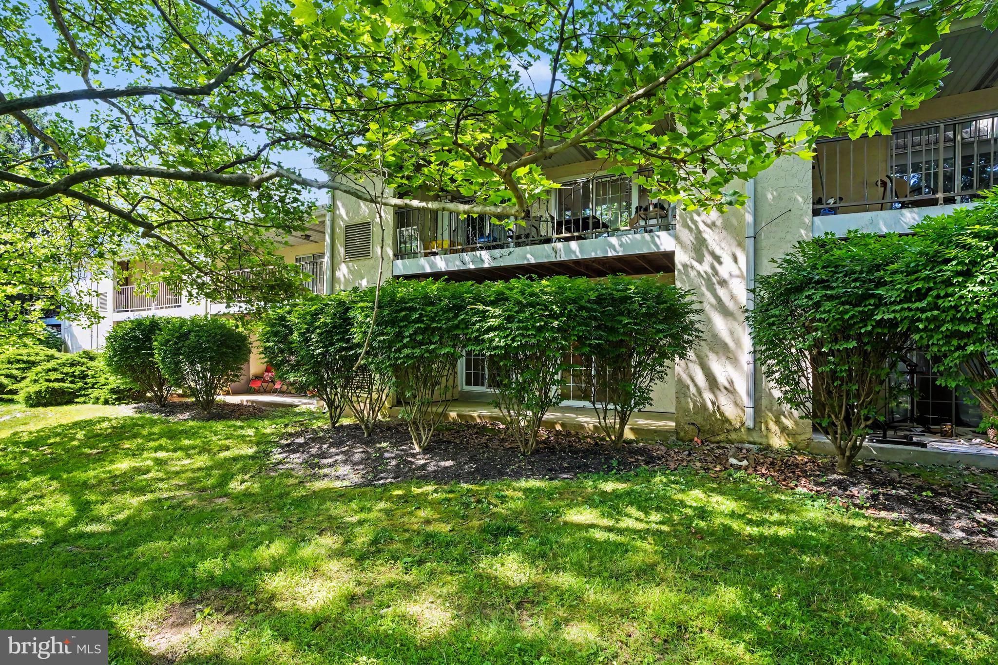VALLEY STREAM - Residential