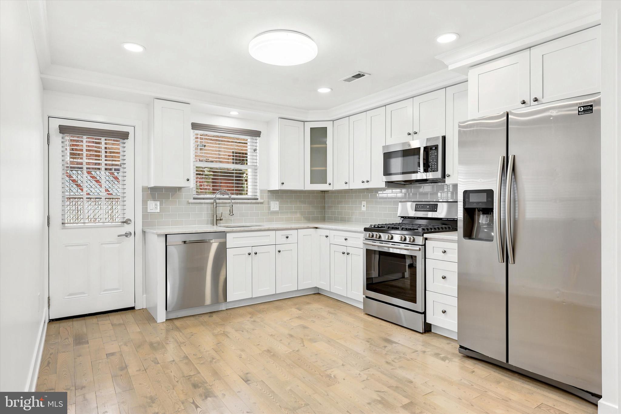 EAST PASSYUNK CROSSING - Residential