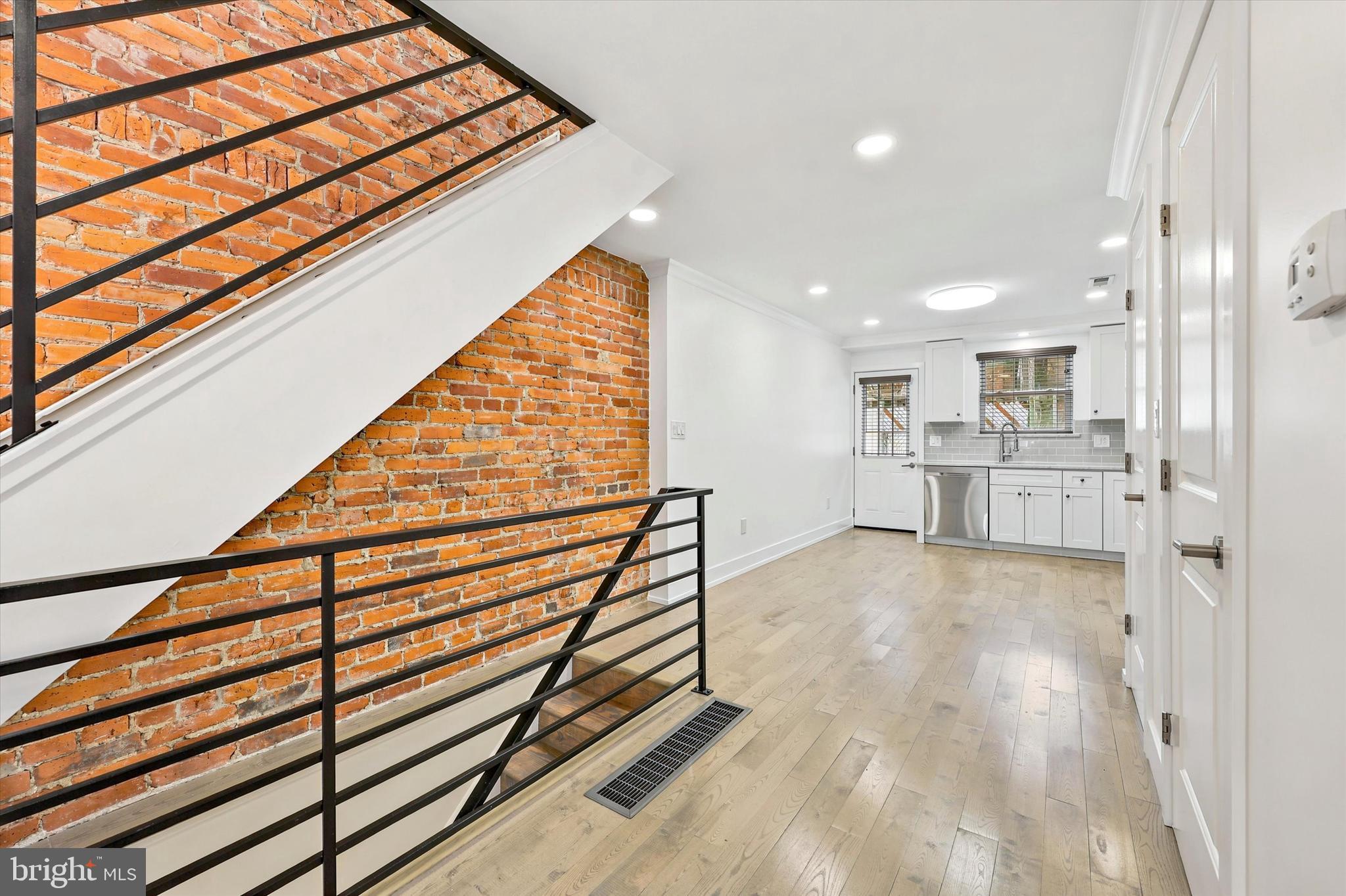 EAST PASSYUNK CROSSING - Residential