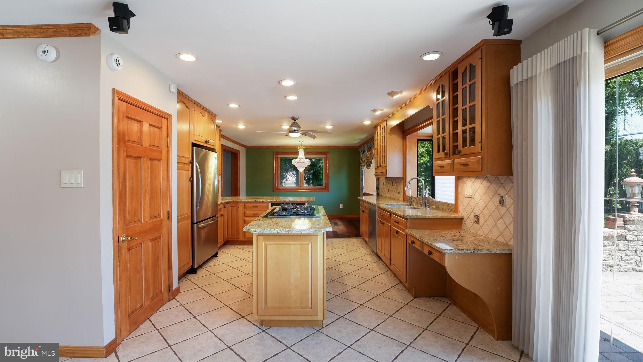 MEADOW WOOD - Residential