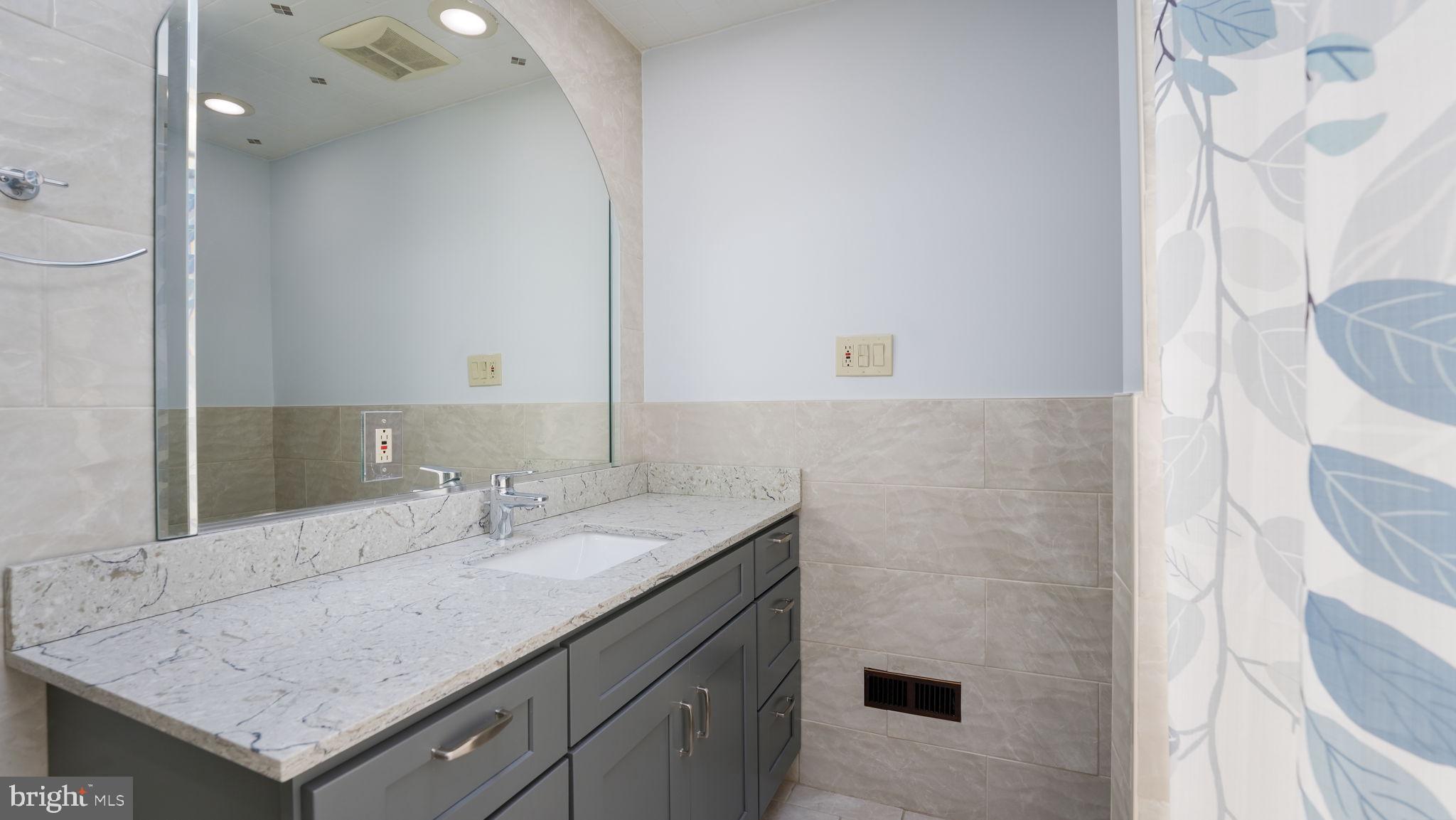 MEADOW WOOD - Residential