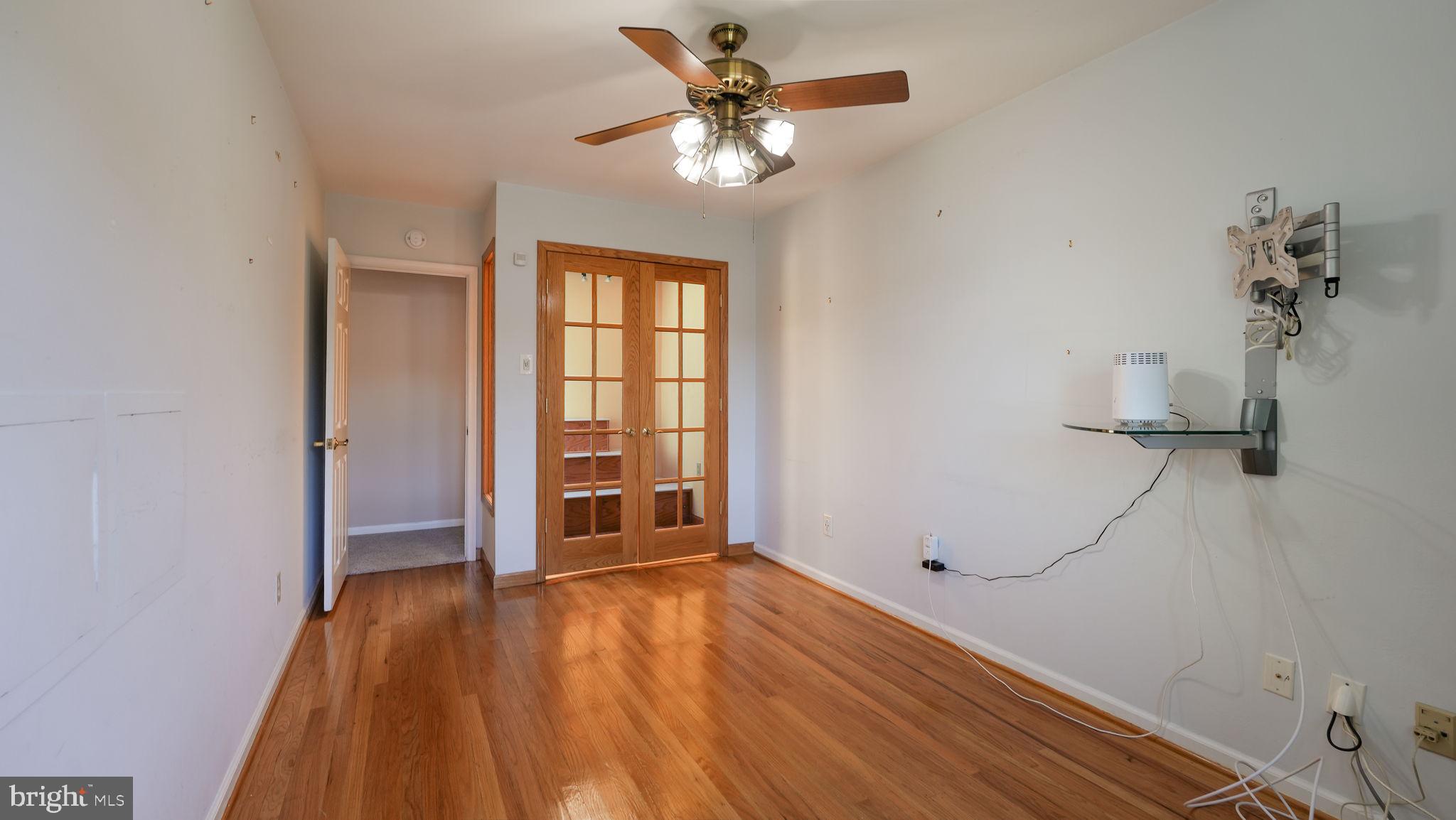MEADOW WOOD - Residential