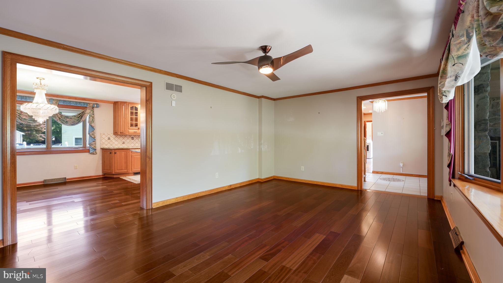 MEADOW WOOD - Residential