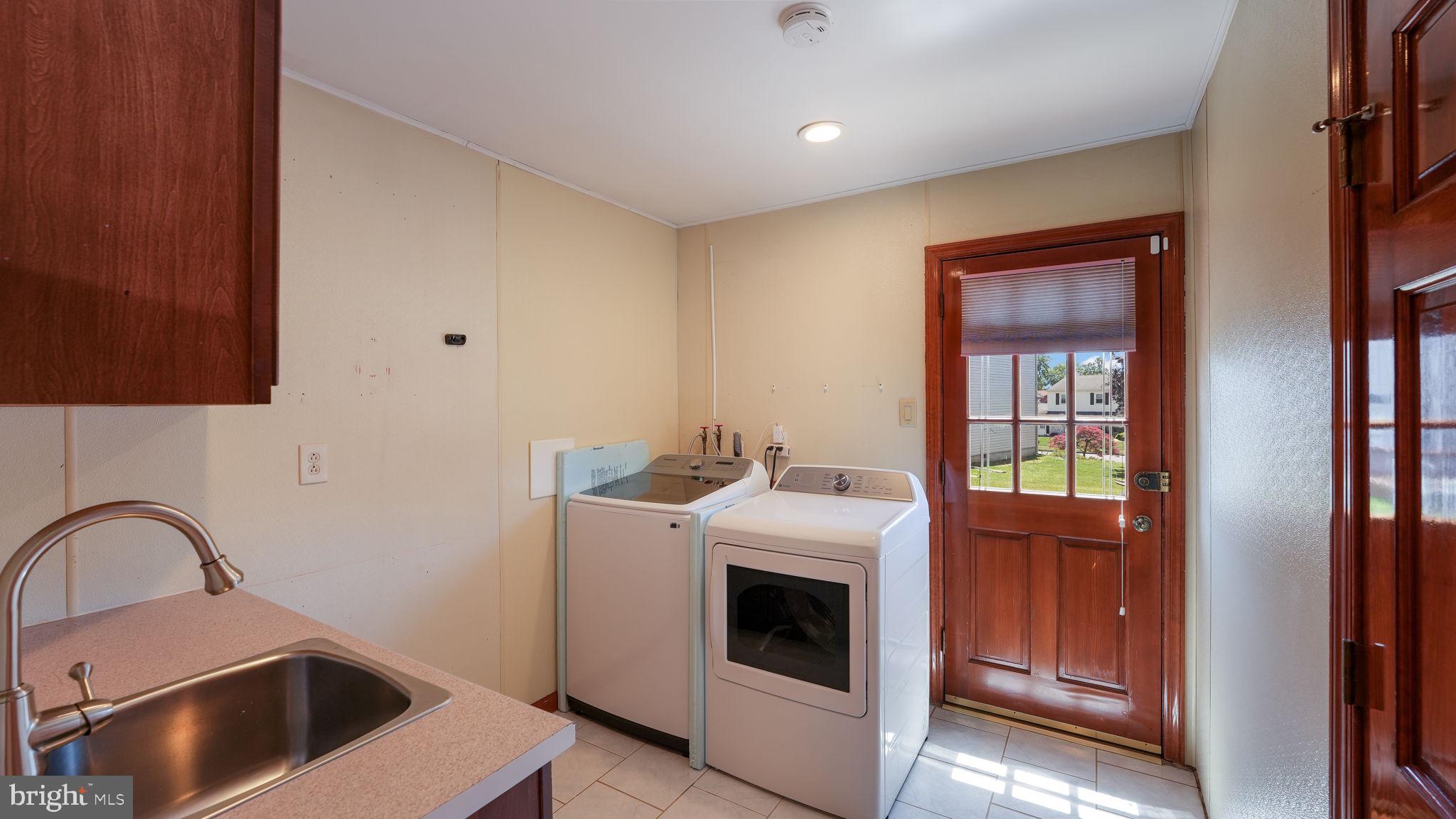 MEADOW WOOD - Residential