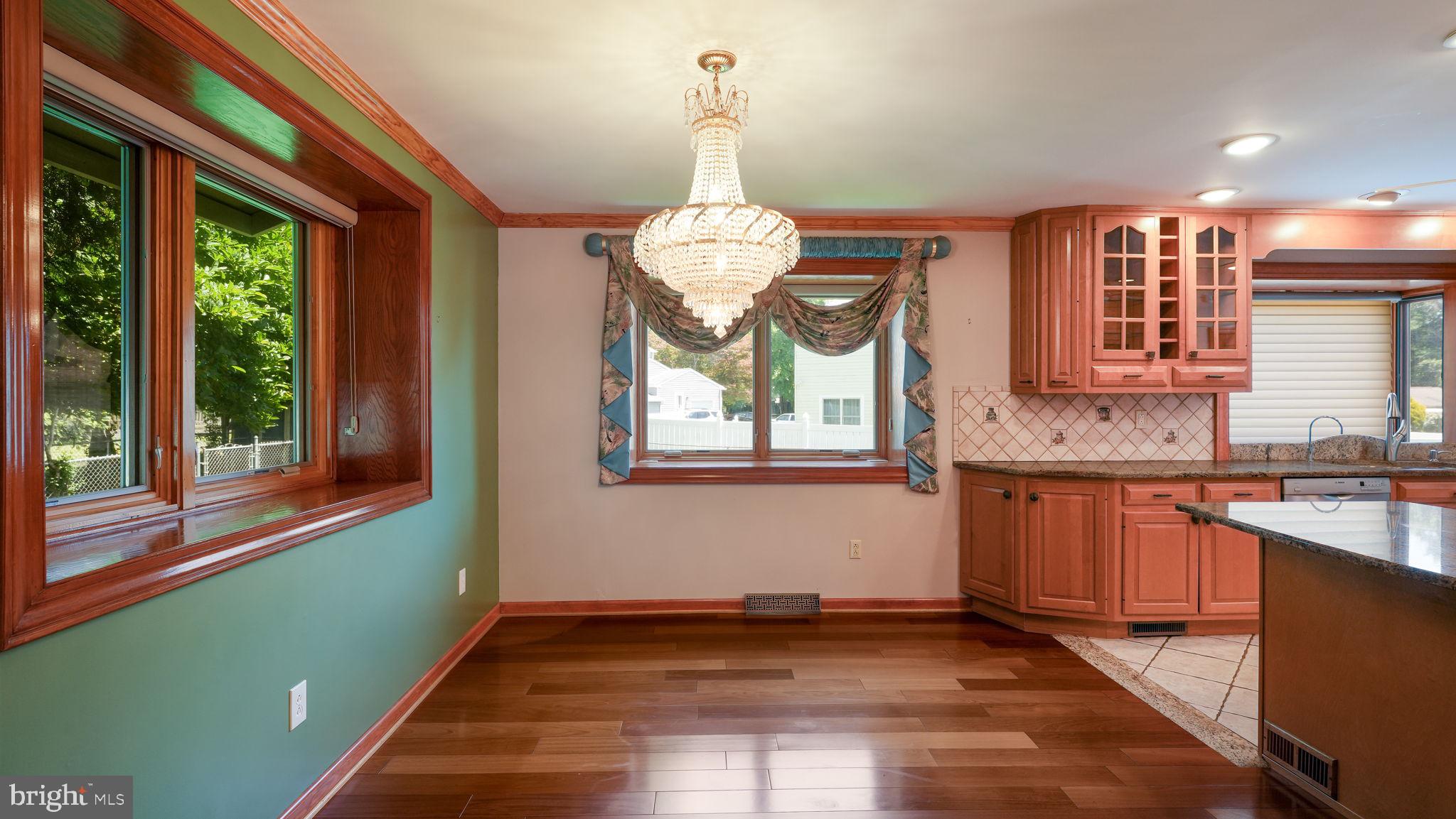 MEADOW WOOD - Residential