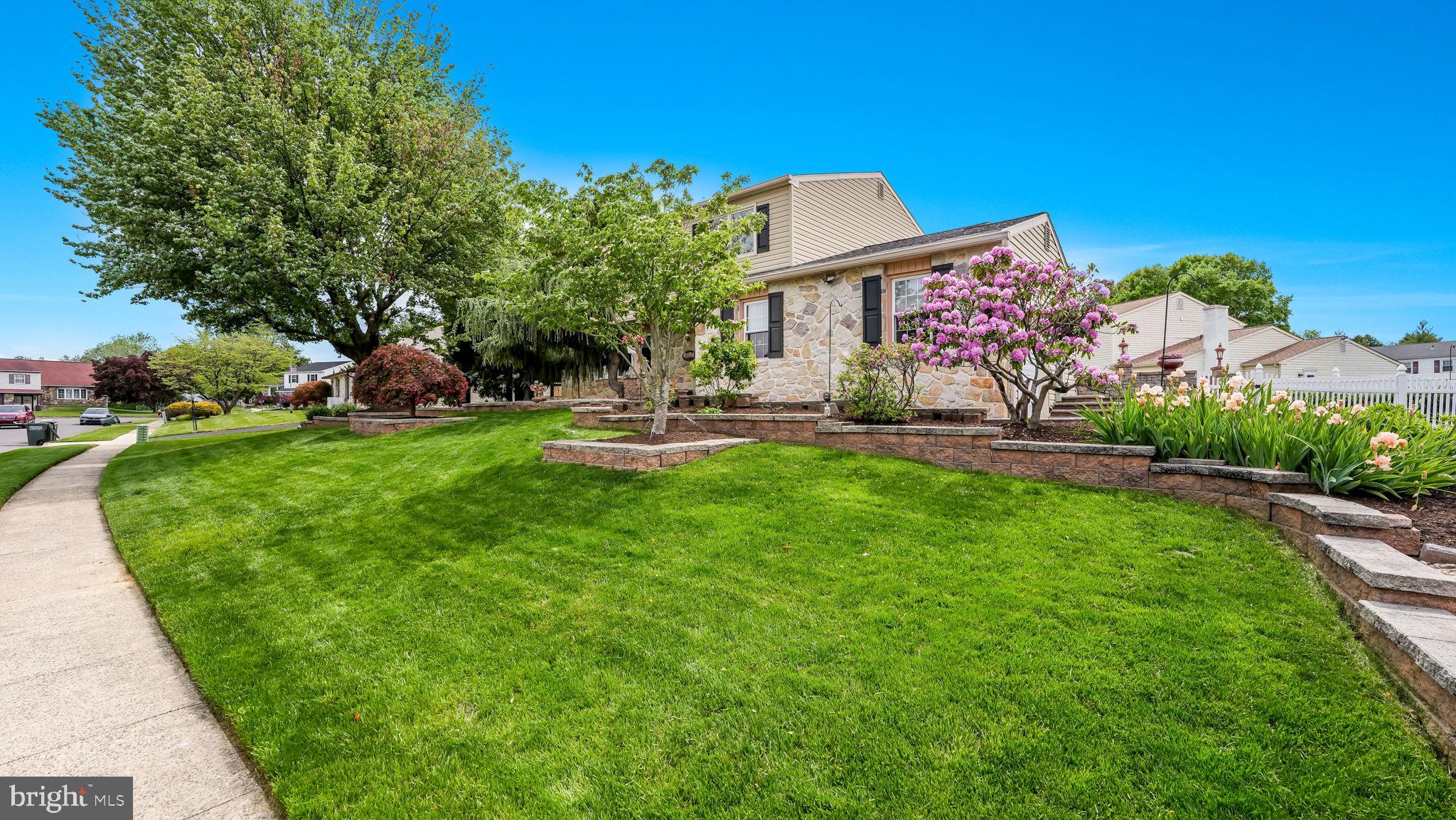 MEADOW WOOD - Residential