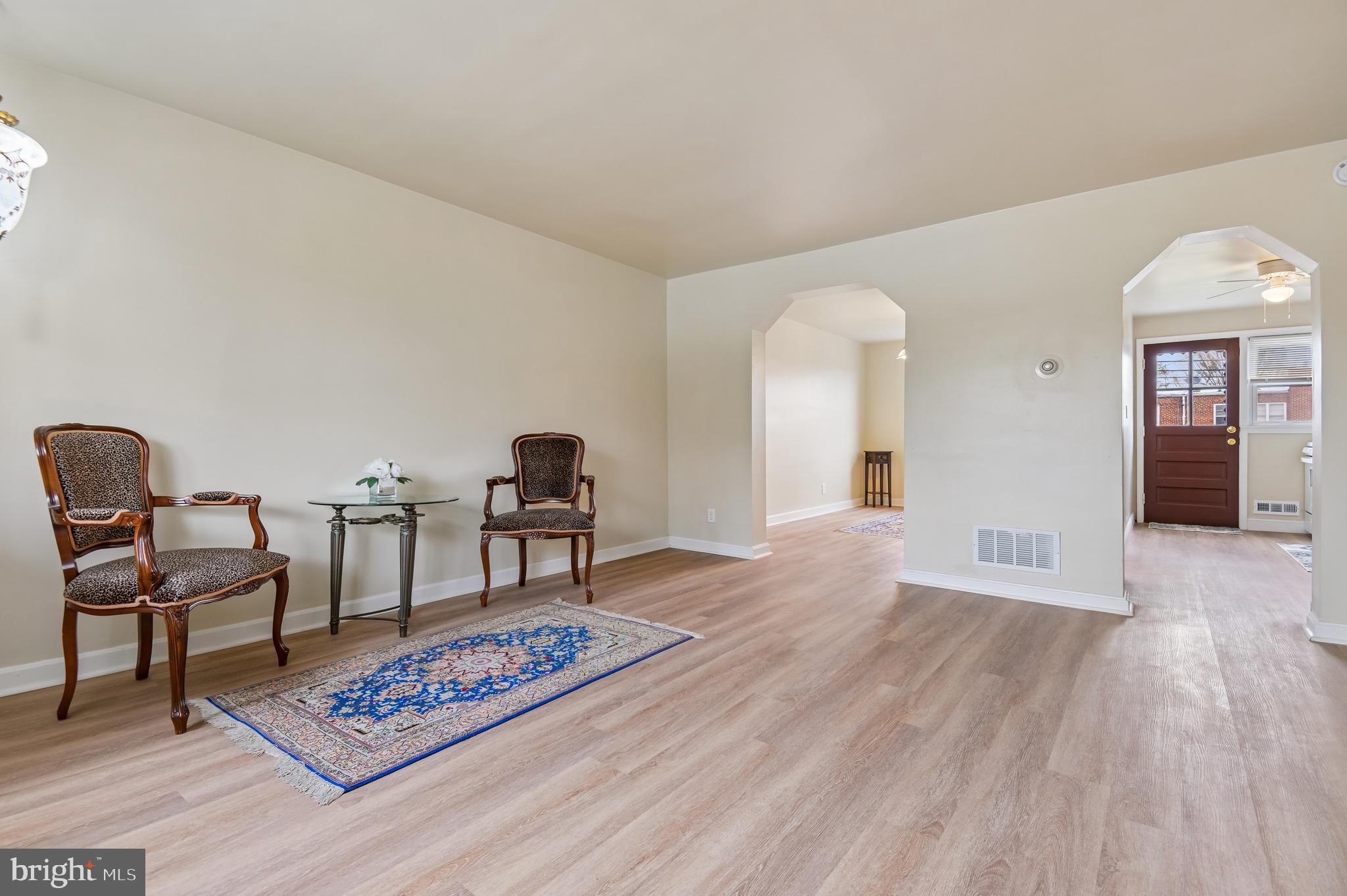 GREEKTOWN - Residential