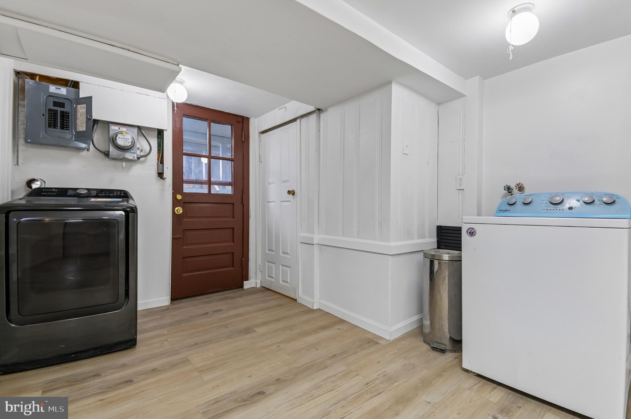 GREEKTOWN - Residential